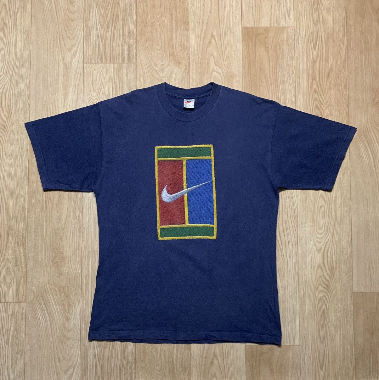 Nike Vintage Rare 90ʼs Nike Court T-Shirt Size US L / EU 52-54 / 3 - 1 Thumbnail