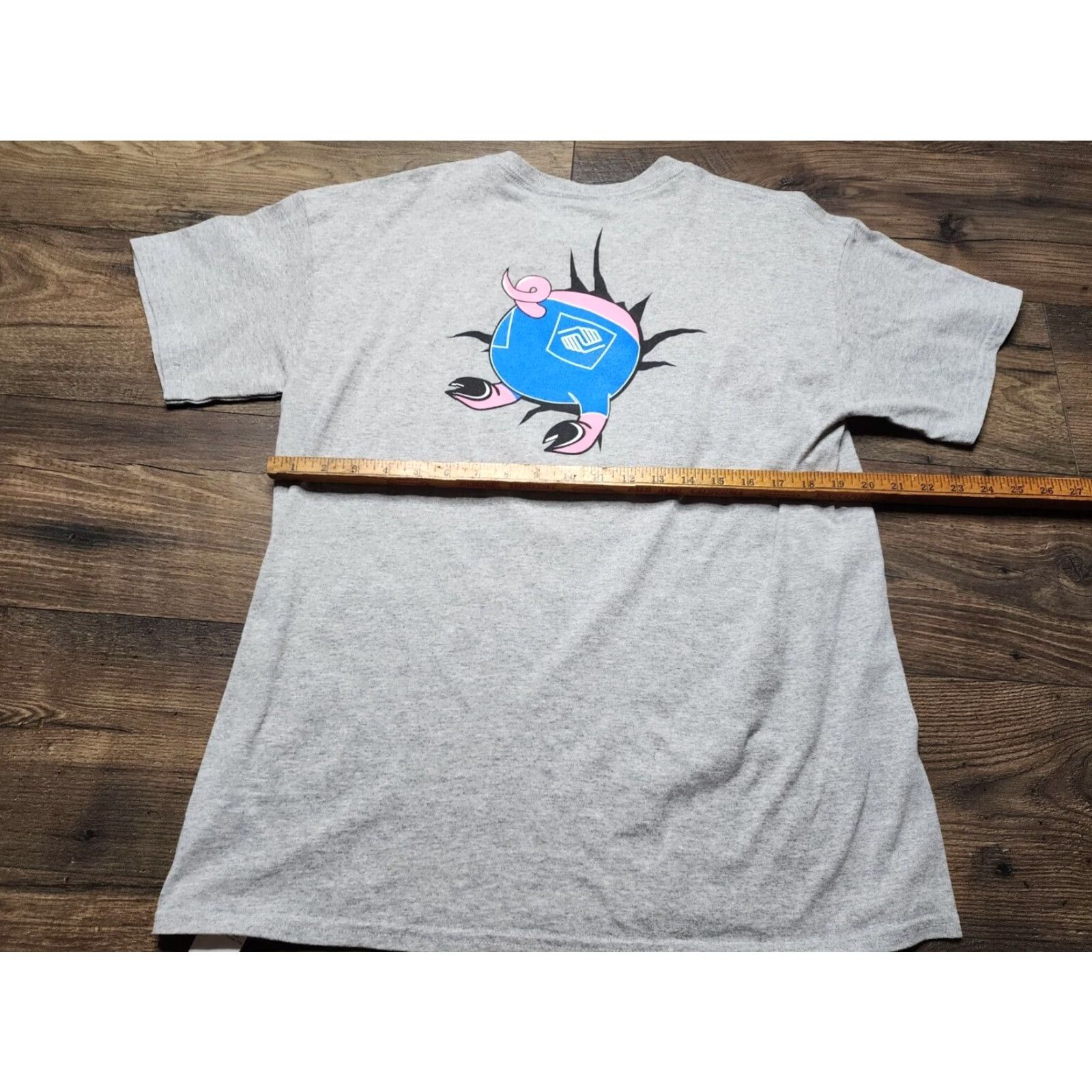 Gildan Mens L T-Shirt Grilling BBQ Competition 2013 Smoke On The Water Graphic Tee Gray 100% Cotton Gildan Short Sleeve Crew Neck Double Sided Men Modern Era Size US L / EU 52-54 / 3 - 2 Thumbnail