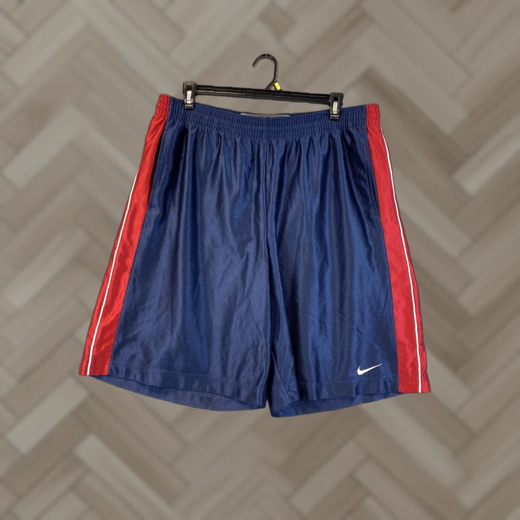 Nike VINTAGE Nike Swoosh Basketball Shorts 2XL Blue Red Men's Activewear Size US 39 - 1 Thumbnail