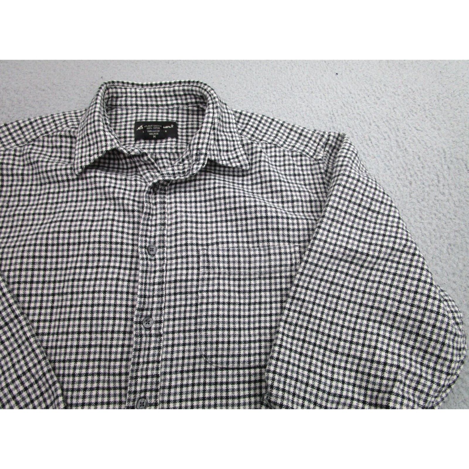 Eddie Bauer EDDIE BAUER Button-Up Shirt Mens M Black Plaid Flannel Long Sleeve Casual Outdoors Size US M / EU 48-50 / 2 - 2 Thumbnail