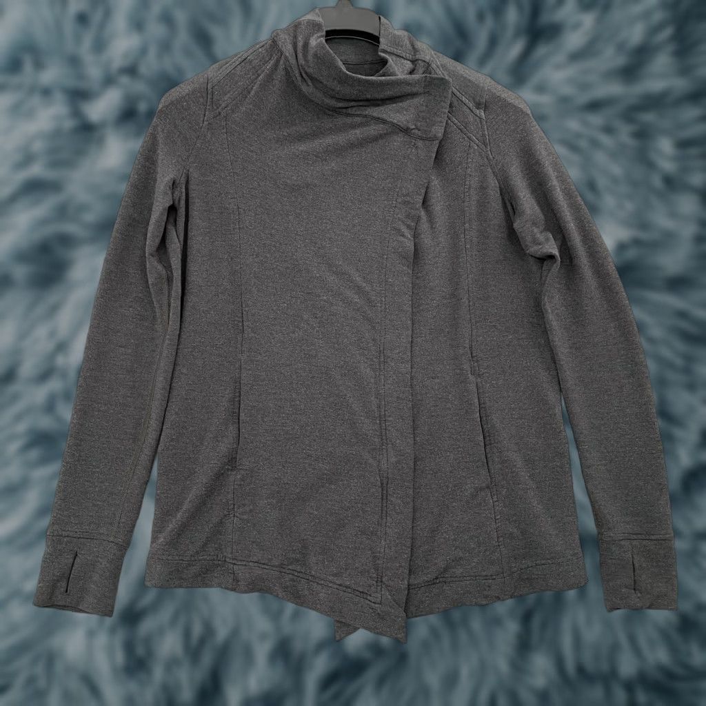Lululemon Lululemon Sweater Womens 6 Gray Coast Easy Wrap Long Sleeve Pockets Ladies Size M / US 6-8 / IT 42-44 - 1 Thumbnail