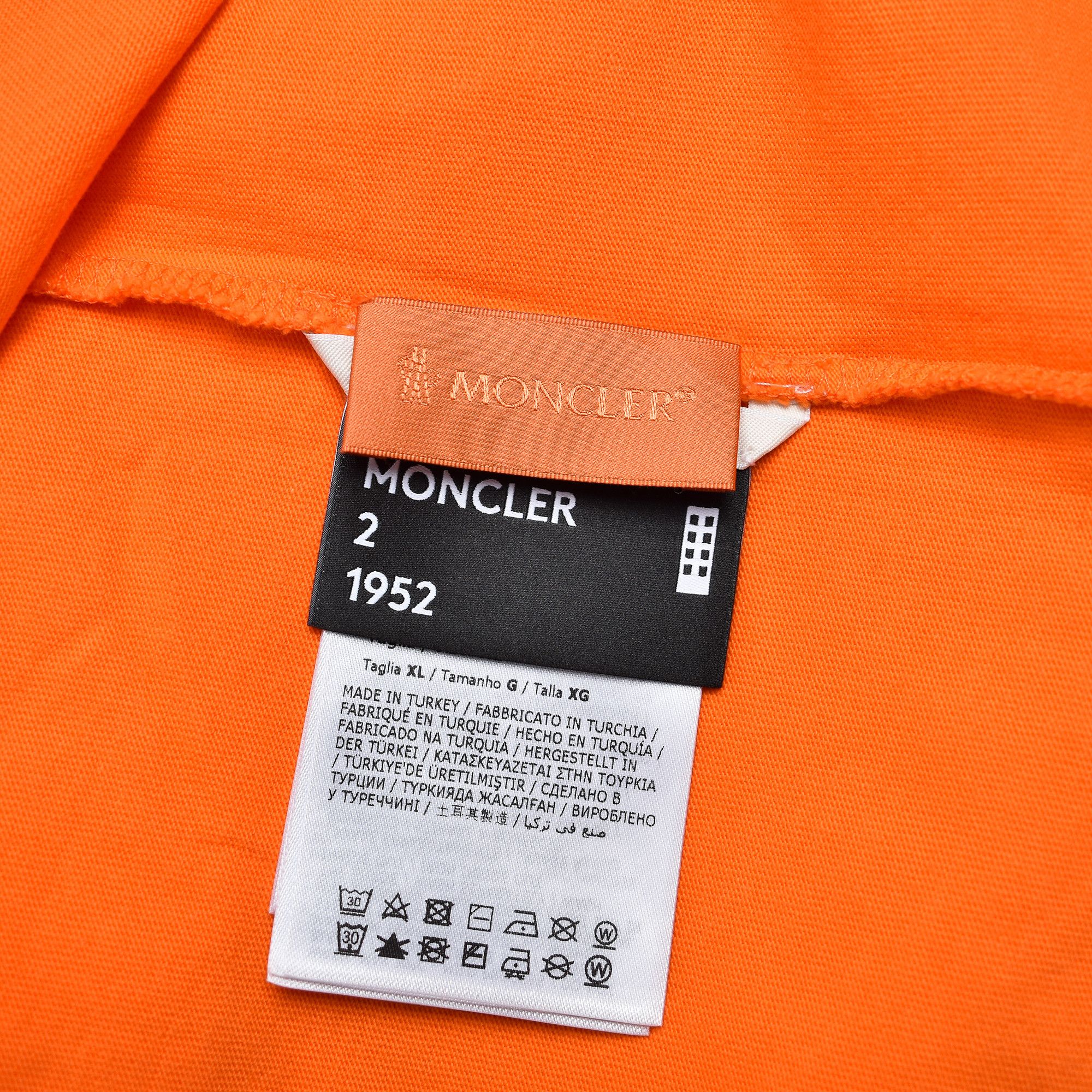 Moncler Genius *BNWOT**MONCLER GENIUS 1952 GRAPHIC ORANGE T-SHIRT Size US XL / EU 56 / 4 - 5 Thumbnail