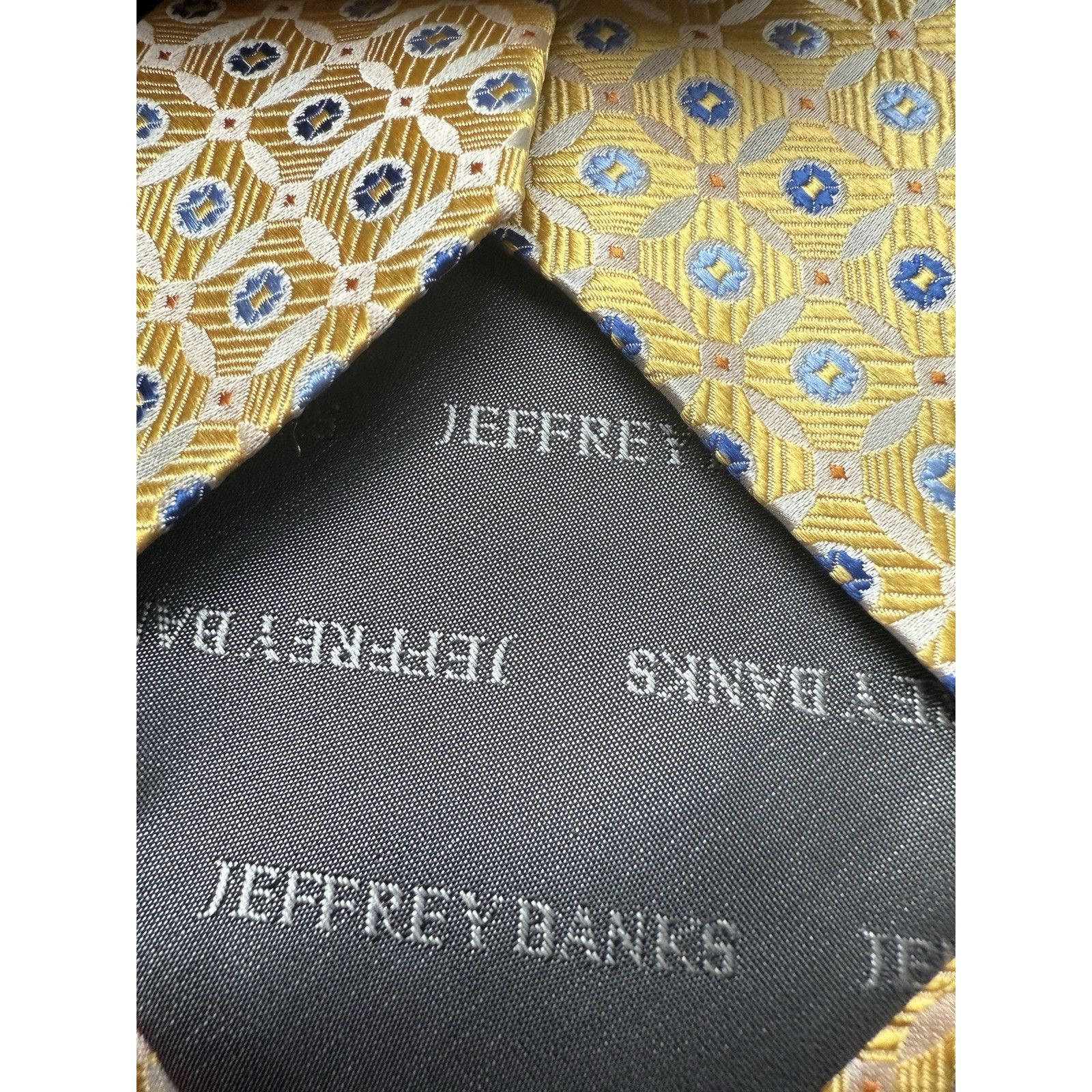 Other Jeffrey Banks Tie Circle Geometric Gold 58.5 Size ONE SIZE - 6 Thumbnail