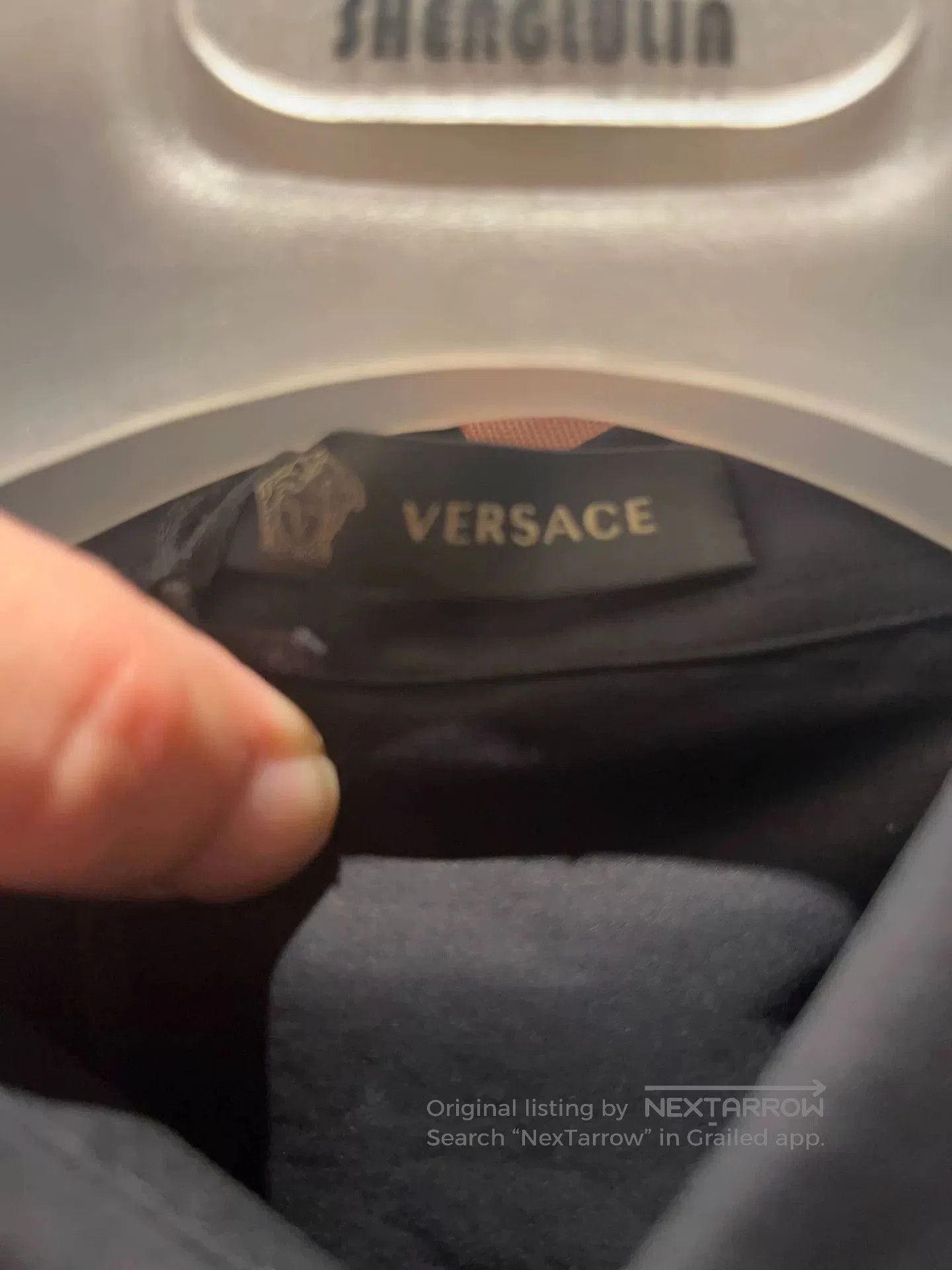 Versace Versace Gold Collar Tip Black Shirt. Size US M / EU 48-50 / 2 - 7 Thumbnail