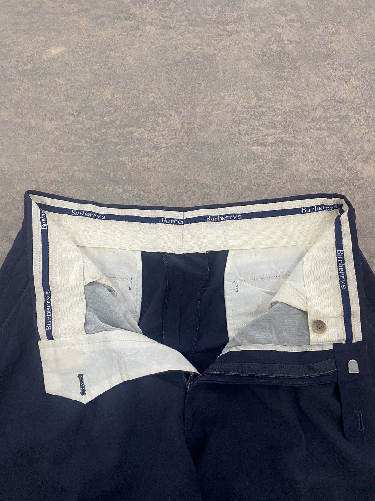 Burberry VINTAGE 80s BURBERRY TROUSERS PLEATED BAGGY LOOSE PANTS Size US 30 / EU 46 - 6 Thumbnail