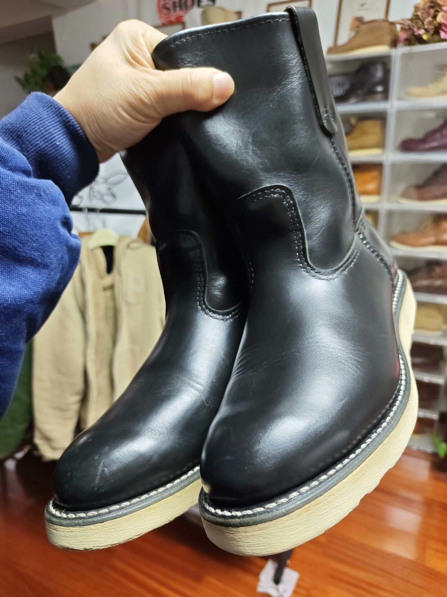 Red Wing Red Wing 8199 Boots | Grailed