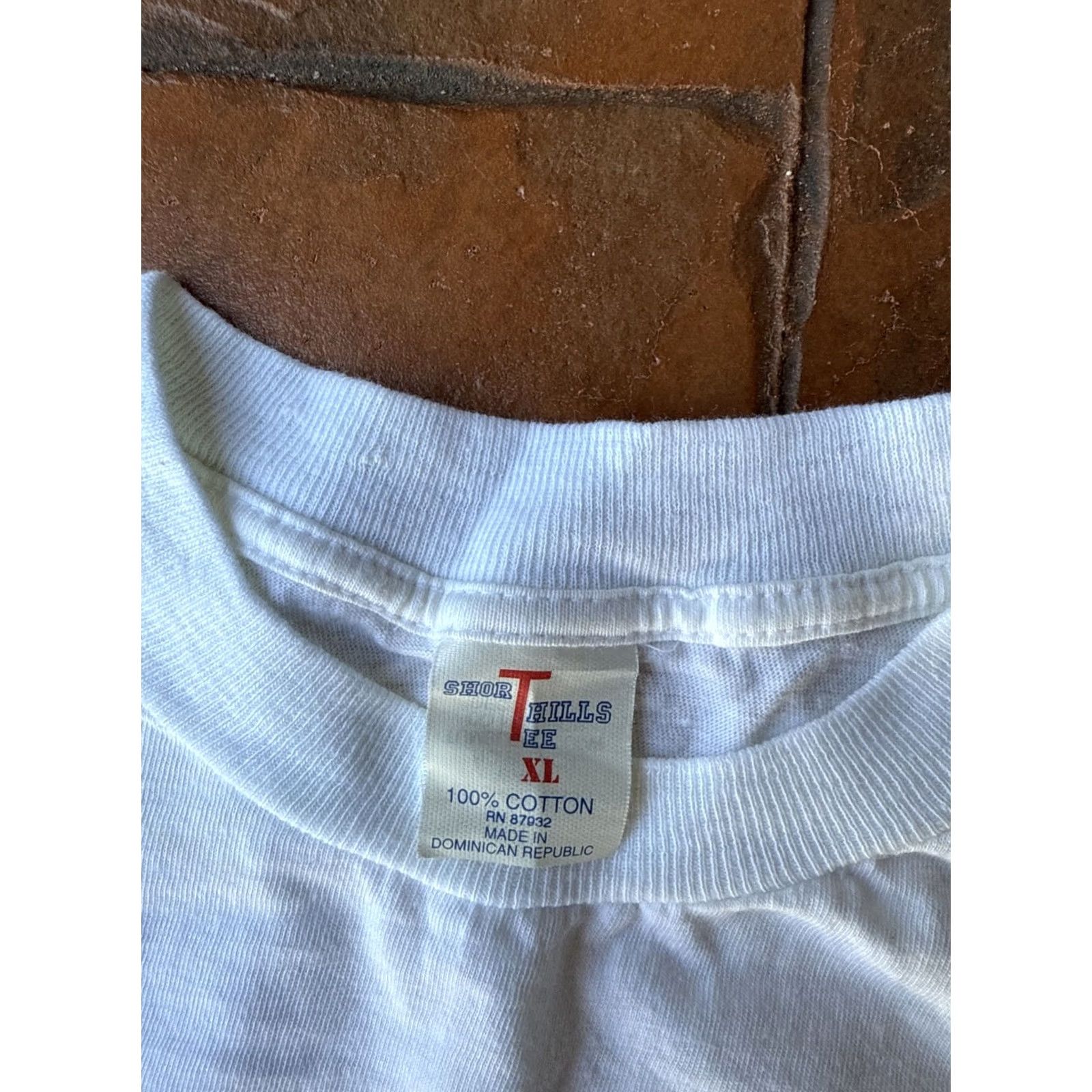 Vintage VINTAGE Looney Tunes Taz Big Face T-Shirt XL White Crew Neck Short Sleeve Mens 90s graphic print Warner Bros shirt Size US XL / EU 56 / 4 - 2 Thumbnail