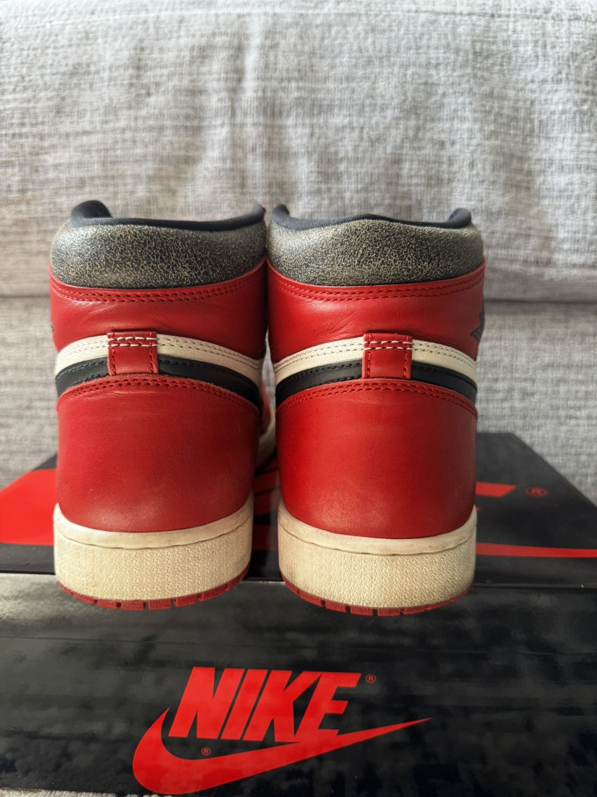 Nike Air Jordan 1 Retro High OG 'Chicago Lost & Found' Sample Size US 12 / EU 45 - 5 Thumbnail
