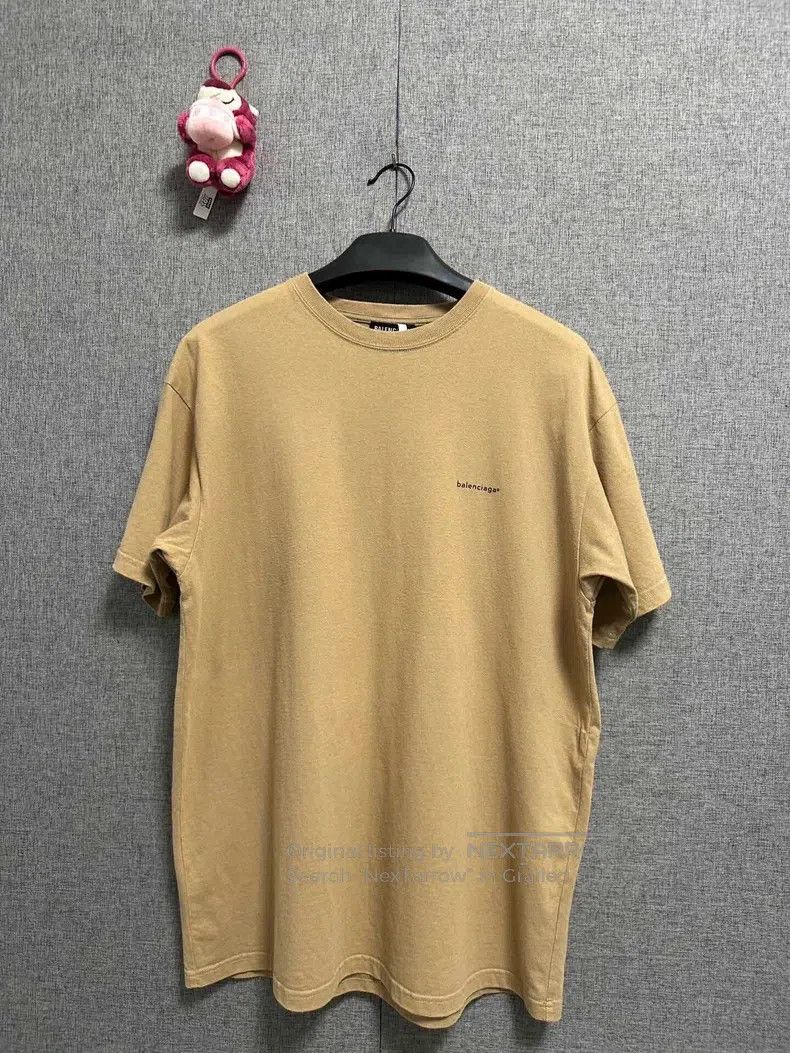 Balenciaga Balenciaga Wheat Color Letter Printed Size US S / EU 44-46 / 1 - 1 Thumbnail