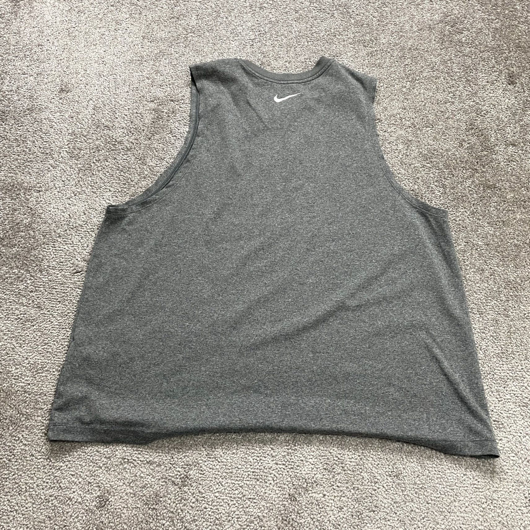 Nike Nike Tee T-Shirt Womens XL Gray Crew Neck Graphic Sleeveless Active Athletic Size XL / US 12-14 / IT 48-50 - 2 Thumbnail
