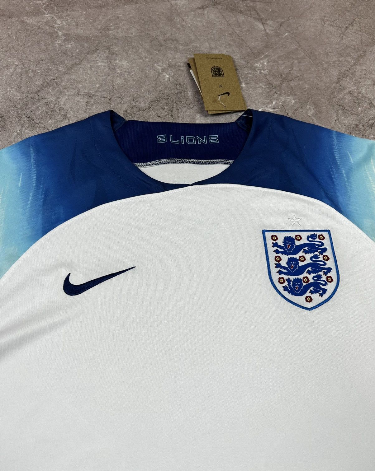 Nike Nike England soccer jersey size xxl Size US XXL / EU 58 / 5 - 3 Thumbnail