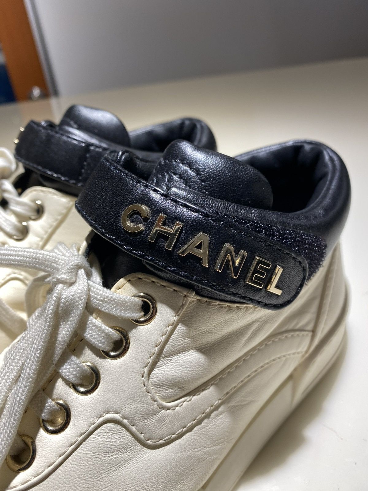 Chanel Chanel Coco Mark Leather Trainers US5.5 Size US 5.5 / IT 35.5 - 5 Thumbnail