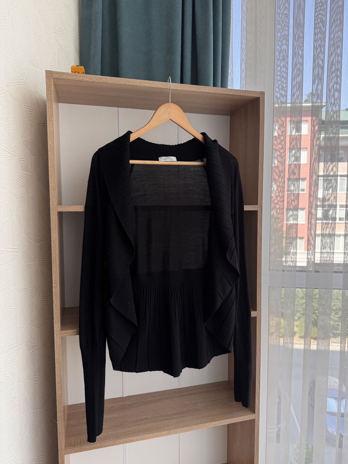 Vintage Vintage Gianni Versace Collection Black Ruffle Open Cardigan Size S / US 4 / IT 40 - 2 Thumbnail