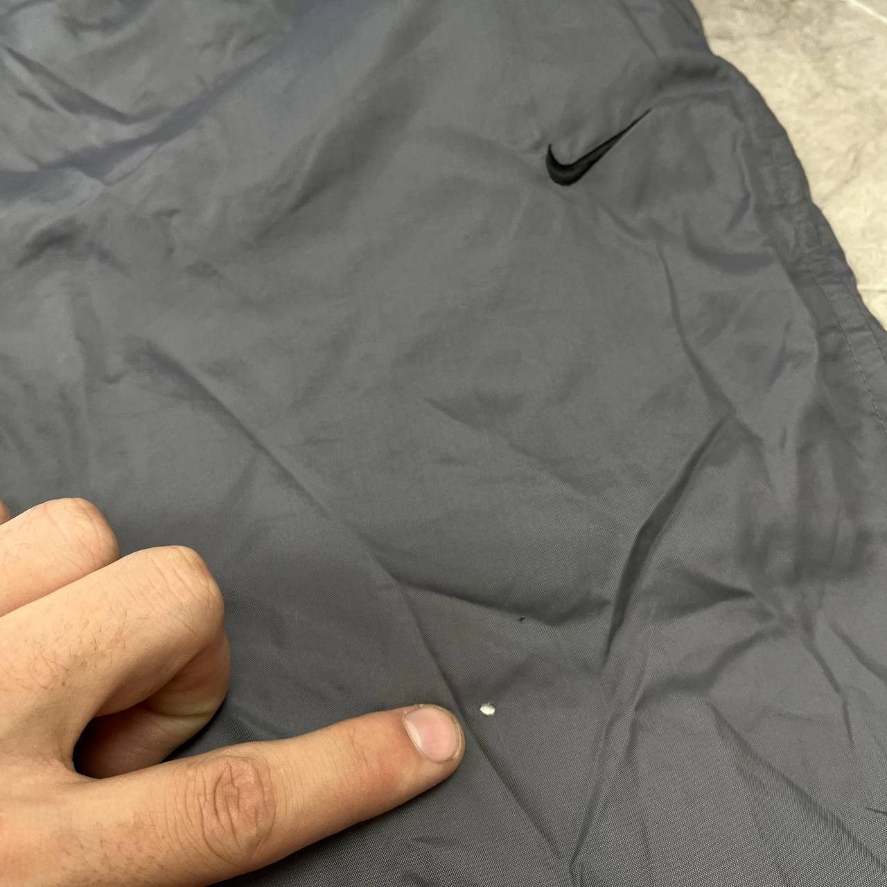 Nike Vintage 90's/Y2K Navy Track Pants Nylon Drill,Size S Size US 33 - 16 Thumbnail