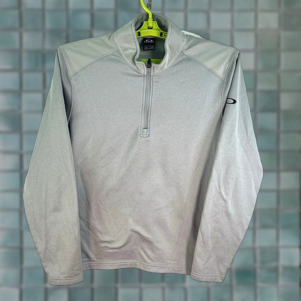 Oakley Oakley Sweatshirt 1/4 Zip Pullover Mens L Gray Mock Neck Fleece Long Sleeve Solid Outdoor Winter Fall Spring Regular Fit Size US L / EU 52-54 / 3 - 1 Thumbnail
