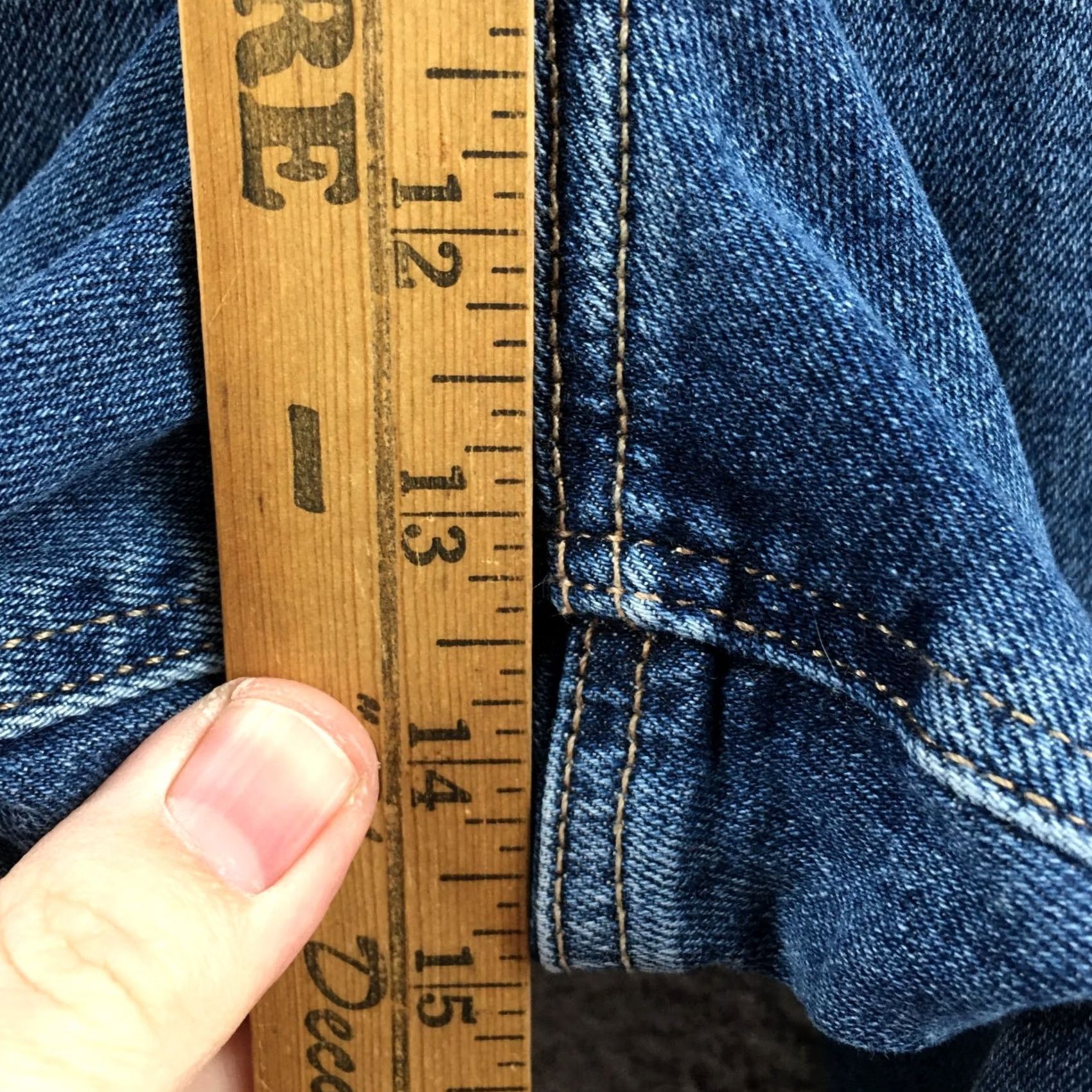 American Eagle Outfitters American Eagle Outfitters Jeans Womens 18R Cropped Blue Denim Zip Stretch 5-Pocket Regular Rise Modern Fit Womens - Mens? Size 40" / US 18 - 6 Thumbnail