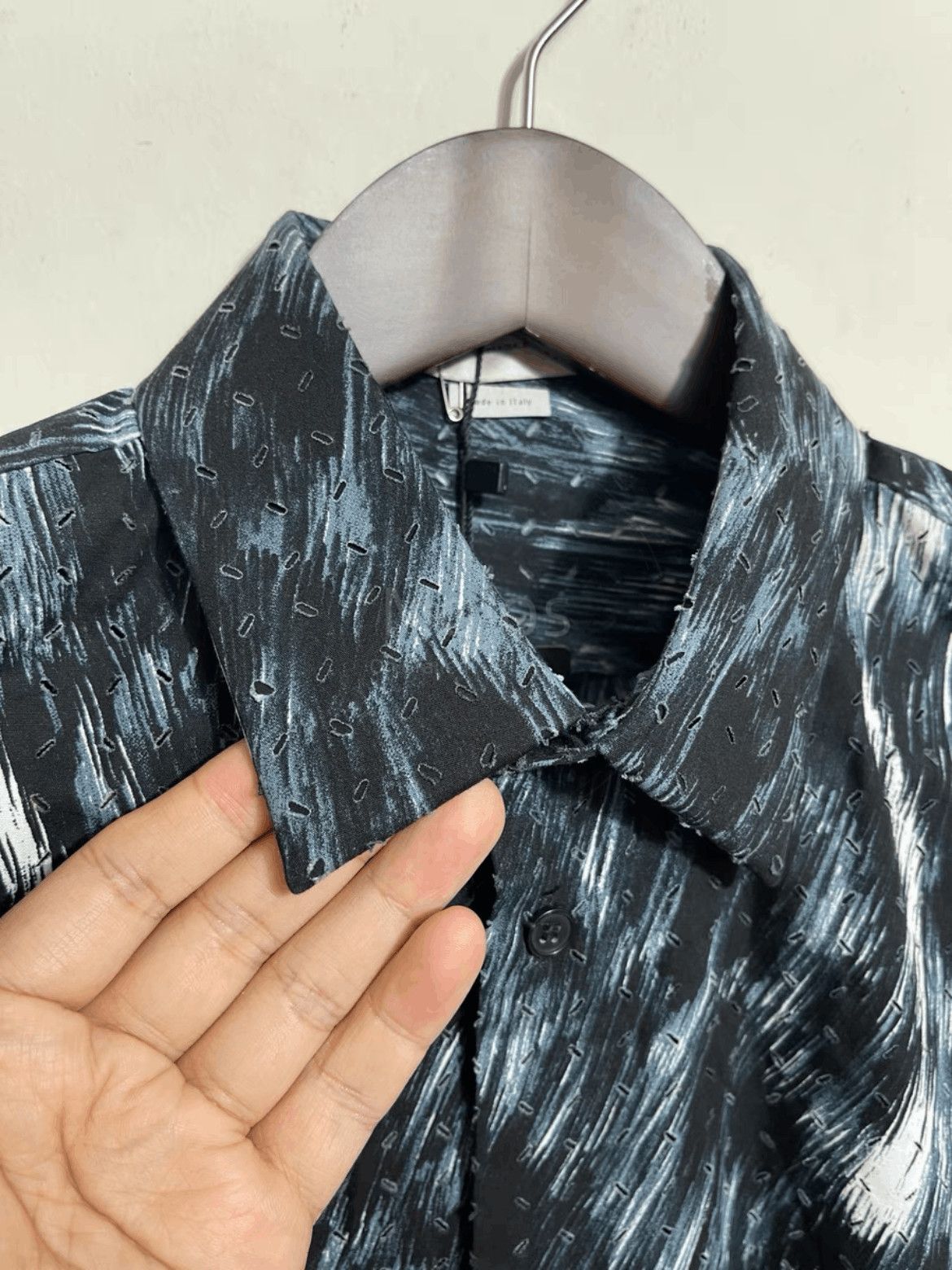 Balenciaga Sz 40 Balenciaga Fur Pattern Shirt-2508 Size US L / EU 52-54 / 3 - 3 Thumbnail