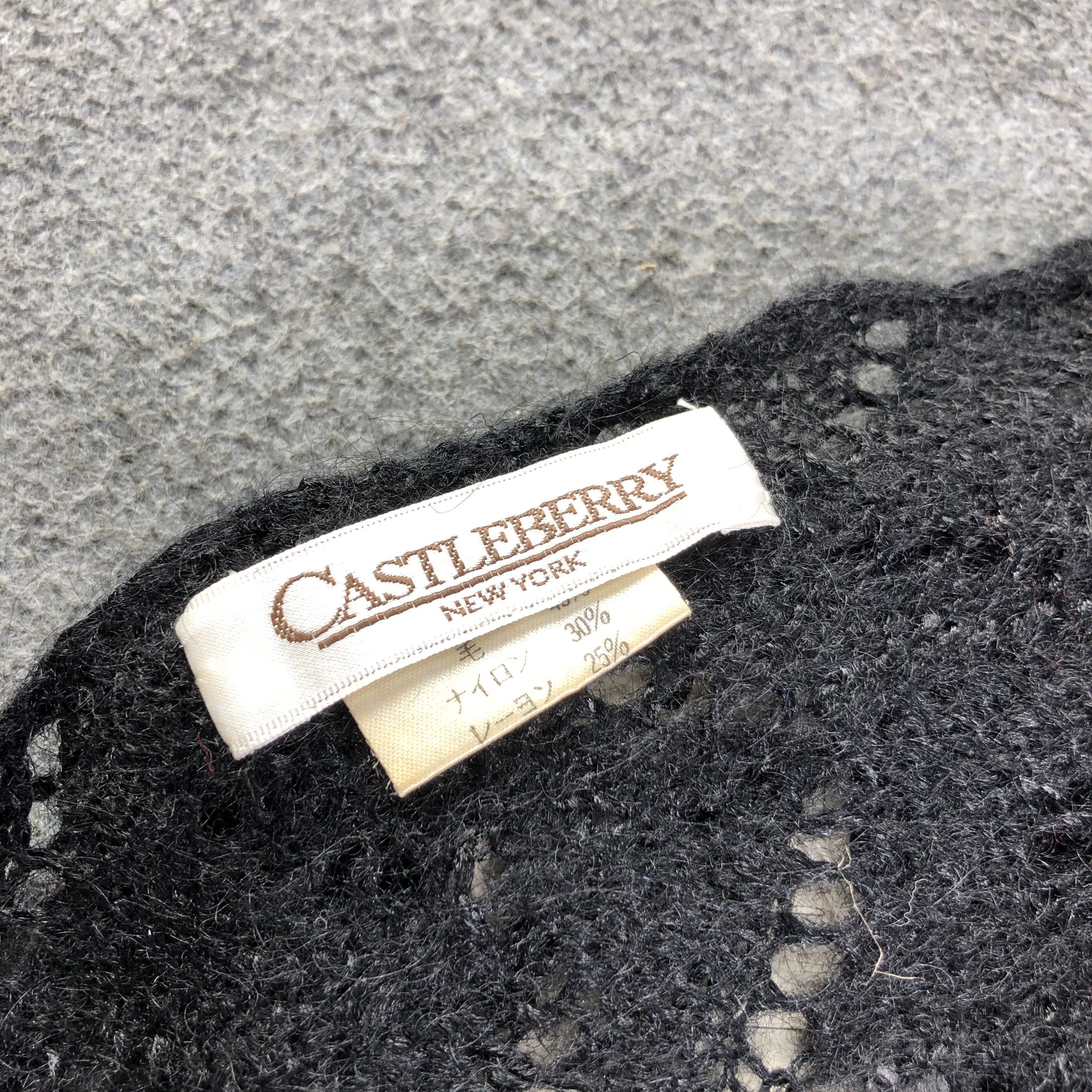 Castleberry Wool Scarf Muffler V1071