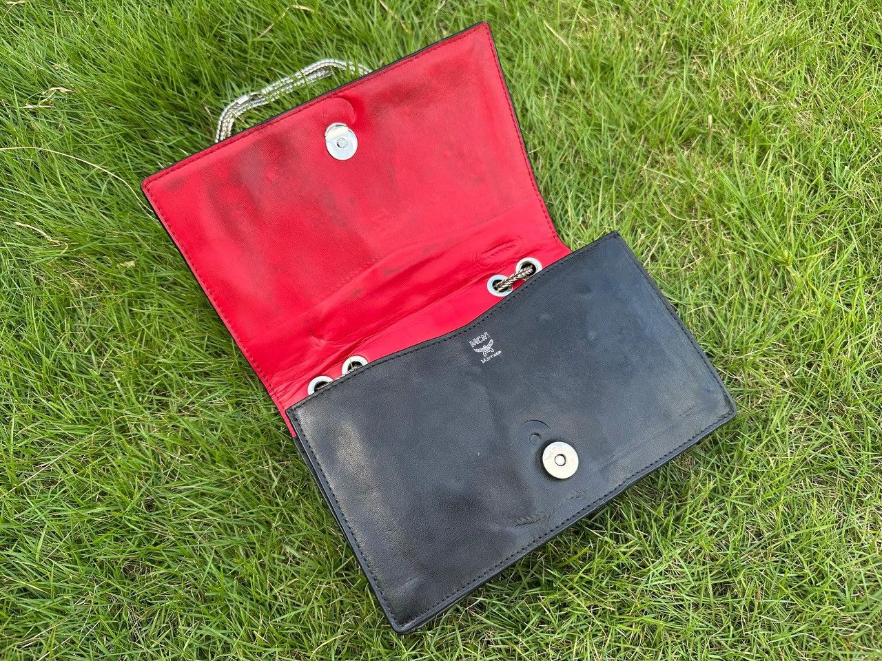 MCM Authentic MCM Lambskin Diamond Disco Shoulder Bag Size ONE SIZE - 5 Thumbnail
