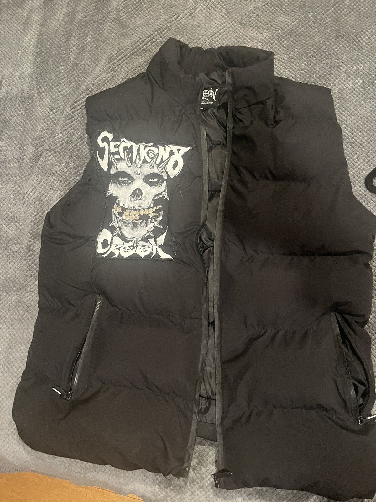 Section 8 SECTION EIGHT MISFIT CROOKS VEST Size US XL / EU 56 / 4 - 1 Thumbnail