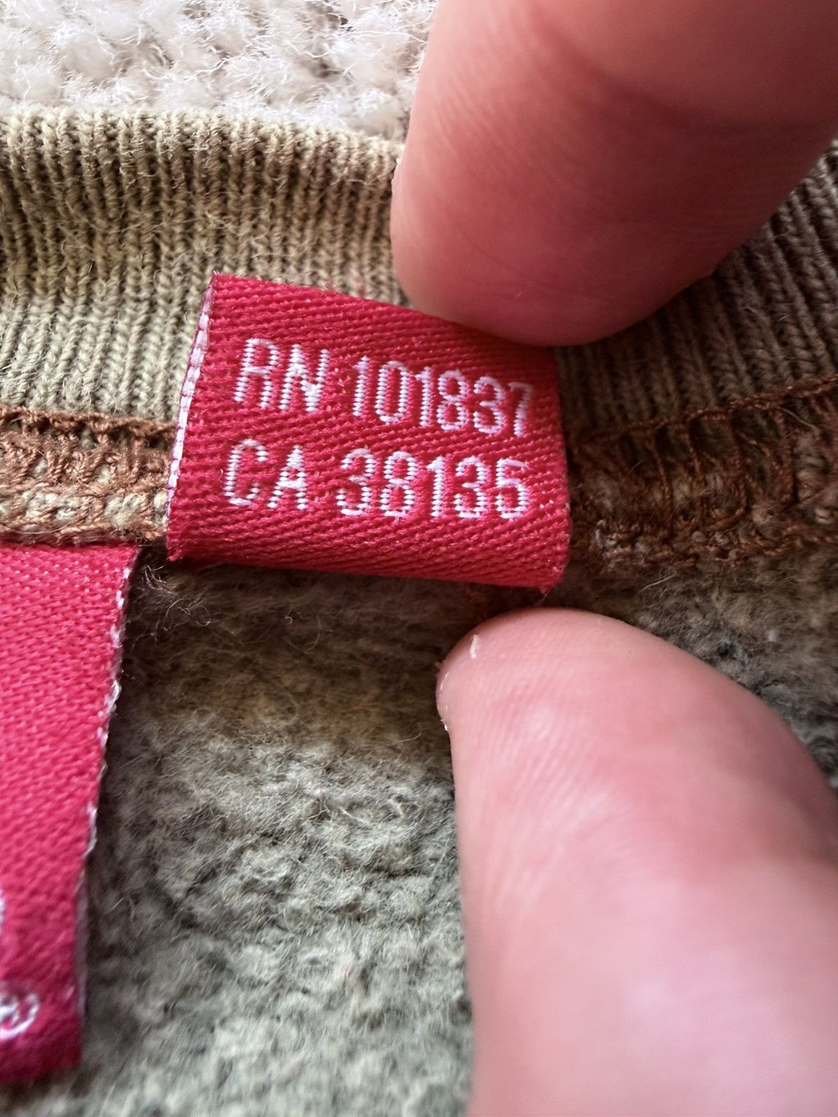 Supreme Good condition Supreme split crewneck from FW18 Size US L / EU 52-54 / 3 - 4 Thumbnail