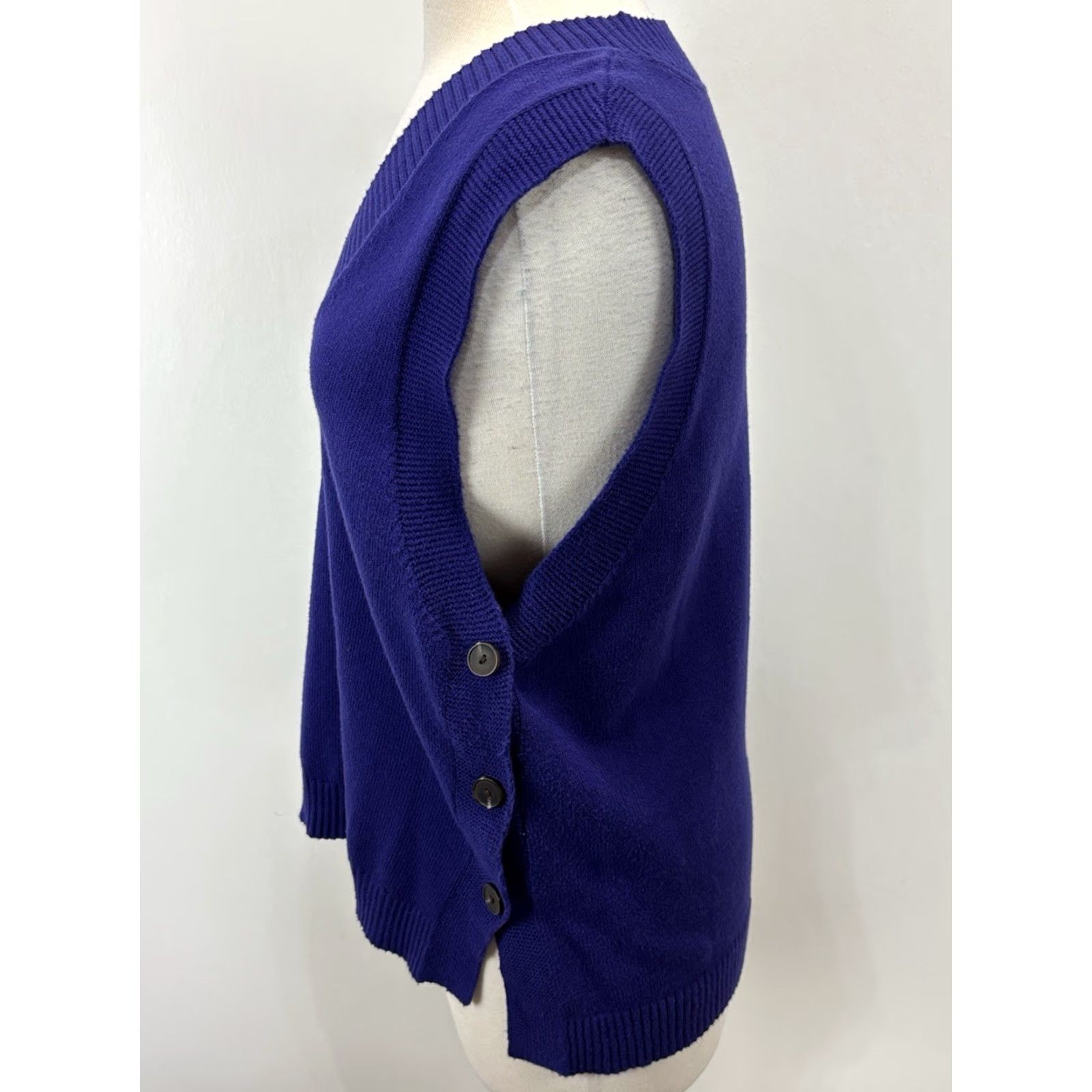 J. Jill VINTAGE J. Jill Sweater Vest Women's Small Purple Cotton Blend Knit Sleeveless V-Neck Oversized Buttons Academia Size S / US 4 / IT 40 - 2 Thumbnail