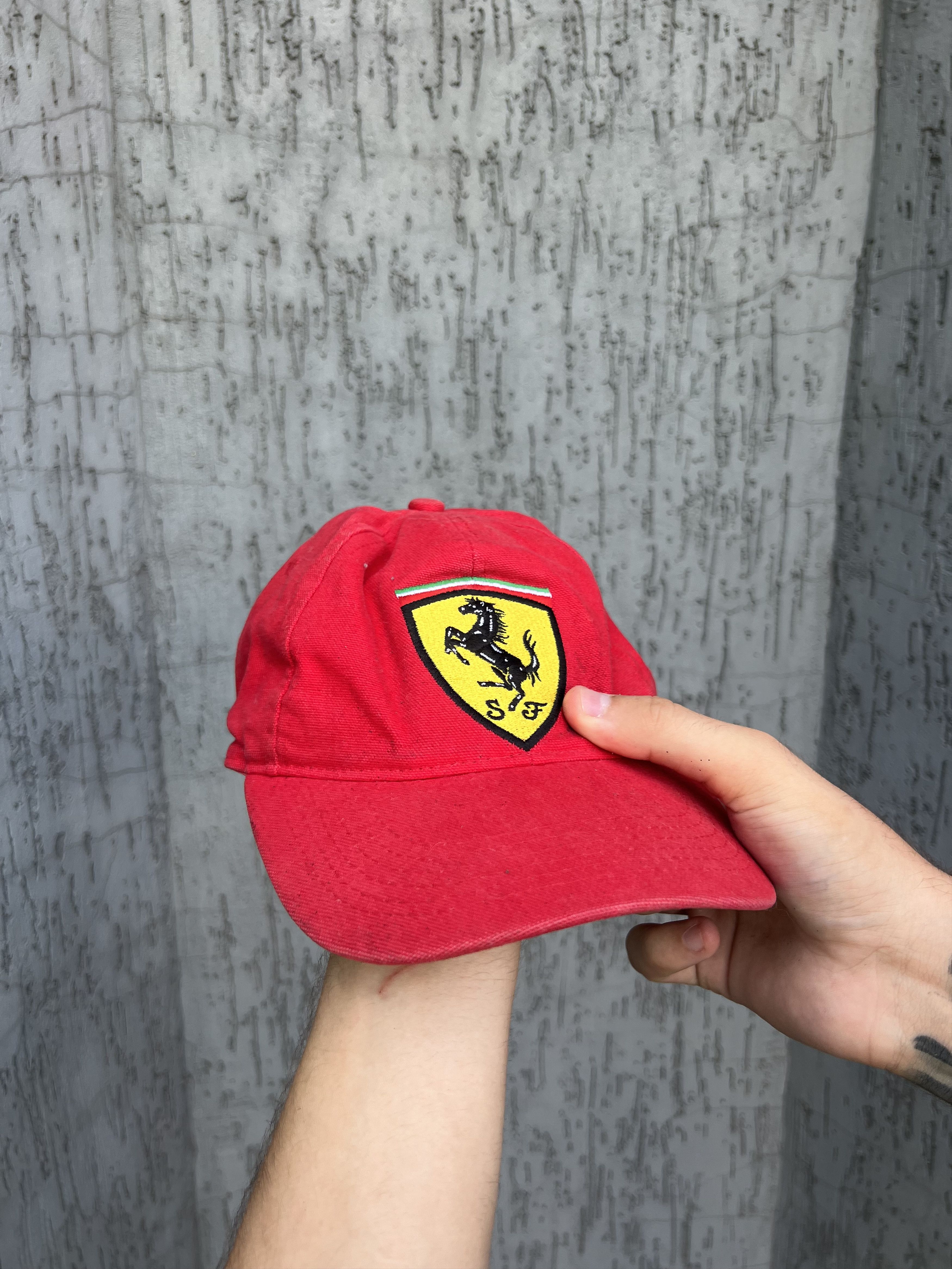 Ferrari × Marlboro × Vintage Vintage Ferrari Big Logo Racing Cap Size ONE SIZE - 1 Thumbnail