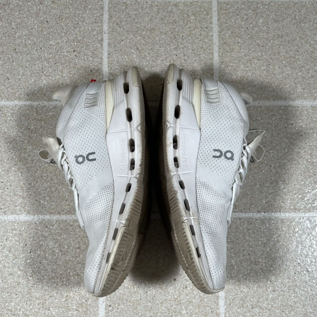 On On Running Cloudnova 2 Athletic Sneaker Womens 8.5 White Size US 8.5 / IT 38.5 - 8 Thumbnail