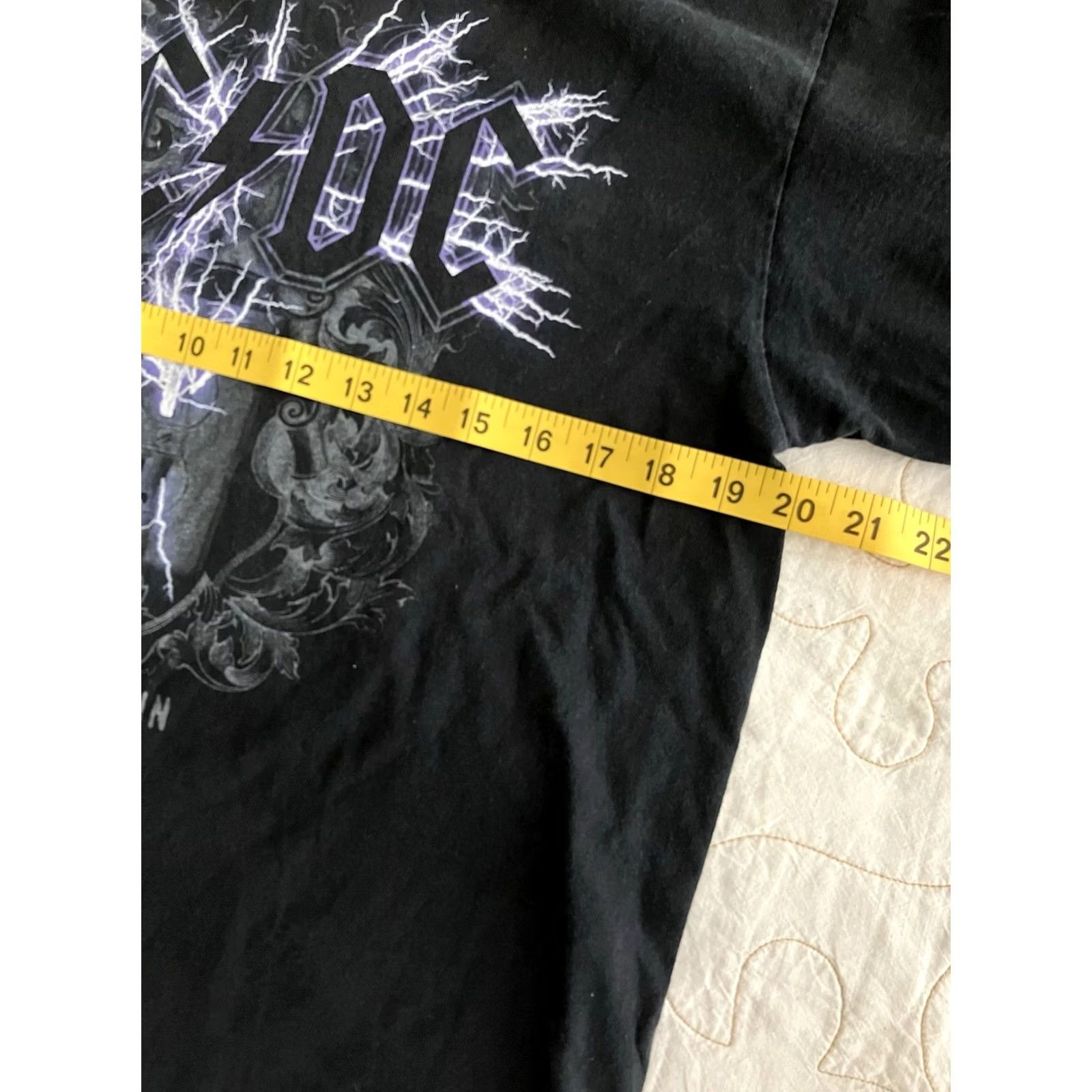 Anvil AC/DC T Shirt Plug Me 2007 Black Band T-Shirt Size M Men Crew Neck Short Sleeve Vintage No? Wait. Size US M / EU 48-50 / 2 - 2 Thumbnail