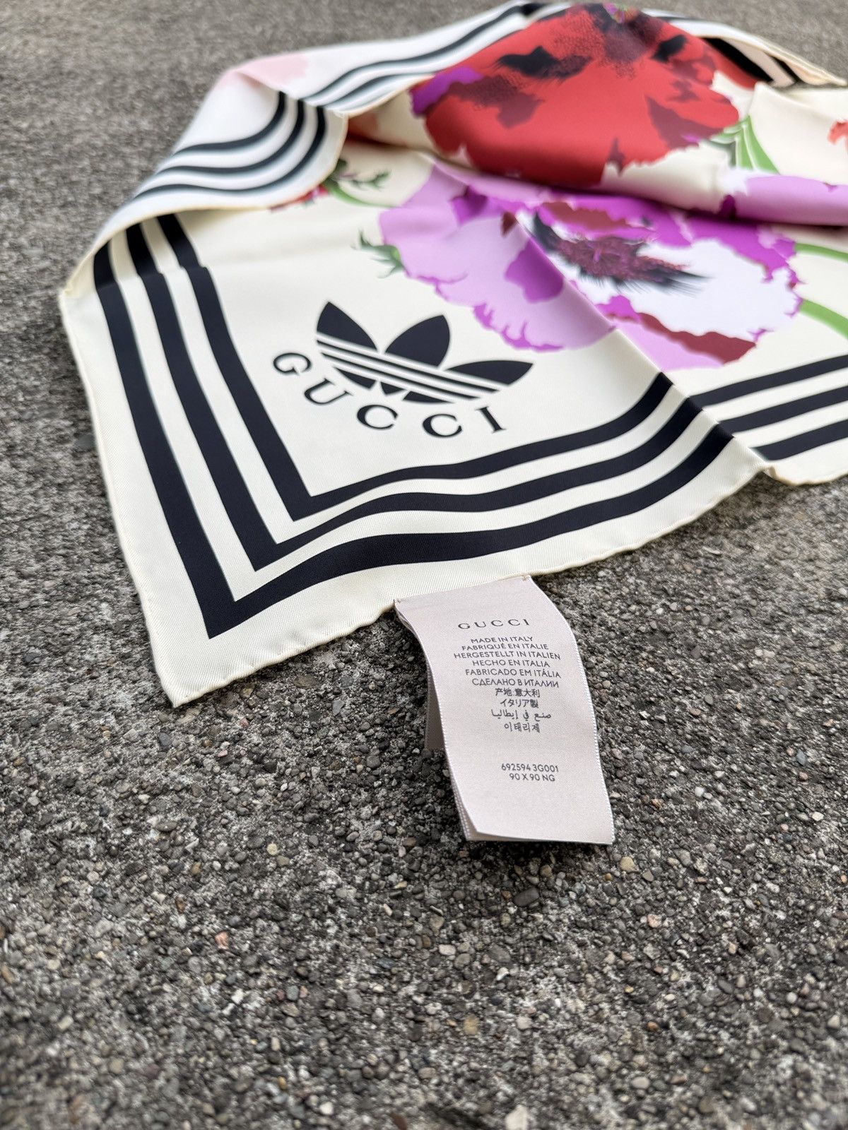 Adidas × Gucci Gucci x Adidas Maxi Flower Print Silk Scarf Size ONE SIZE - 8 Thumbnail