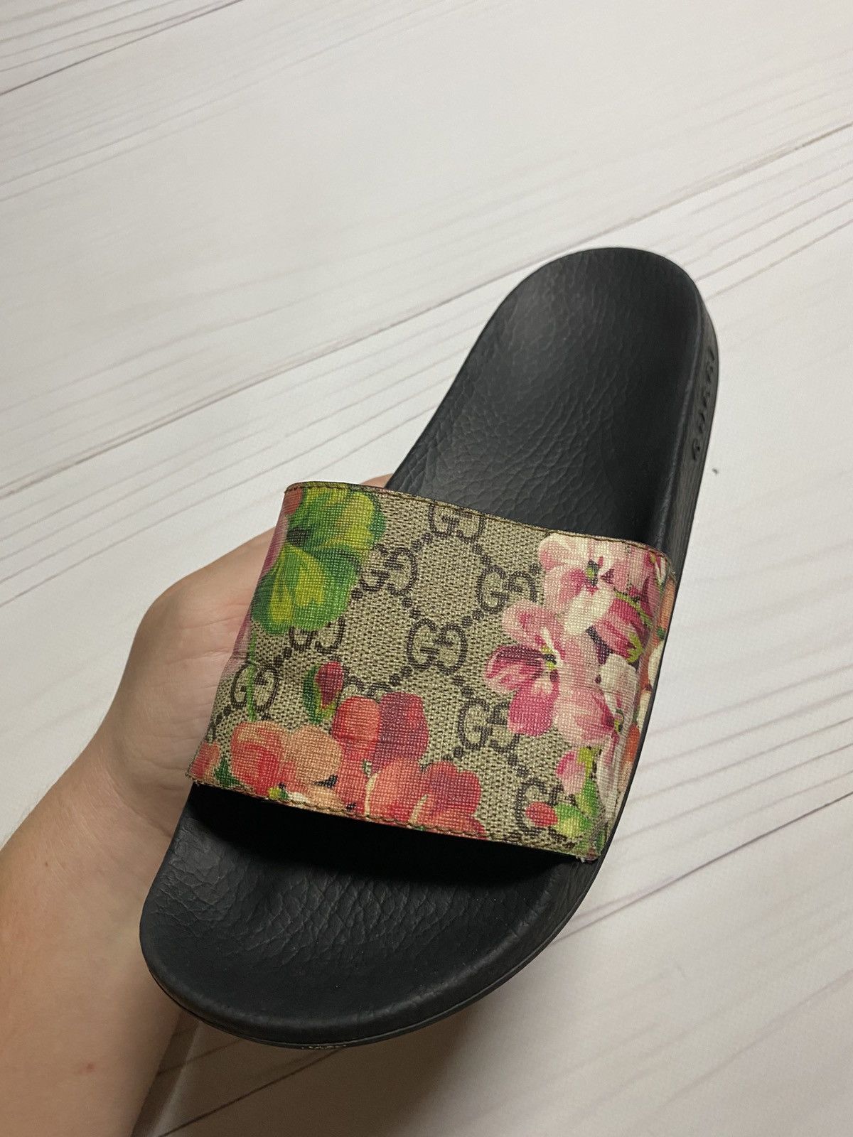Gucci Gucci GG Blooms Supreme place floral logo slides Size US 8 / IT 38 - 14 Thumbnail