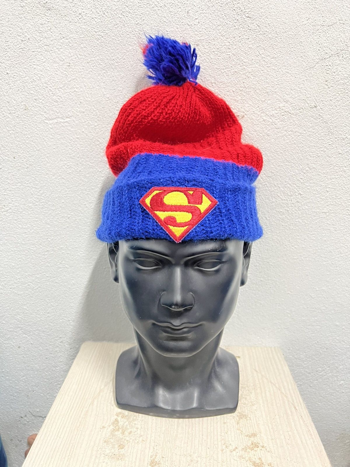 Vintage Superman Big Logo Beanie Hat