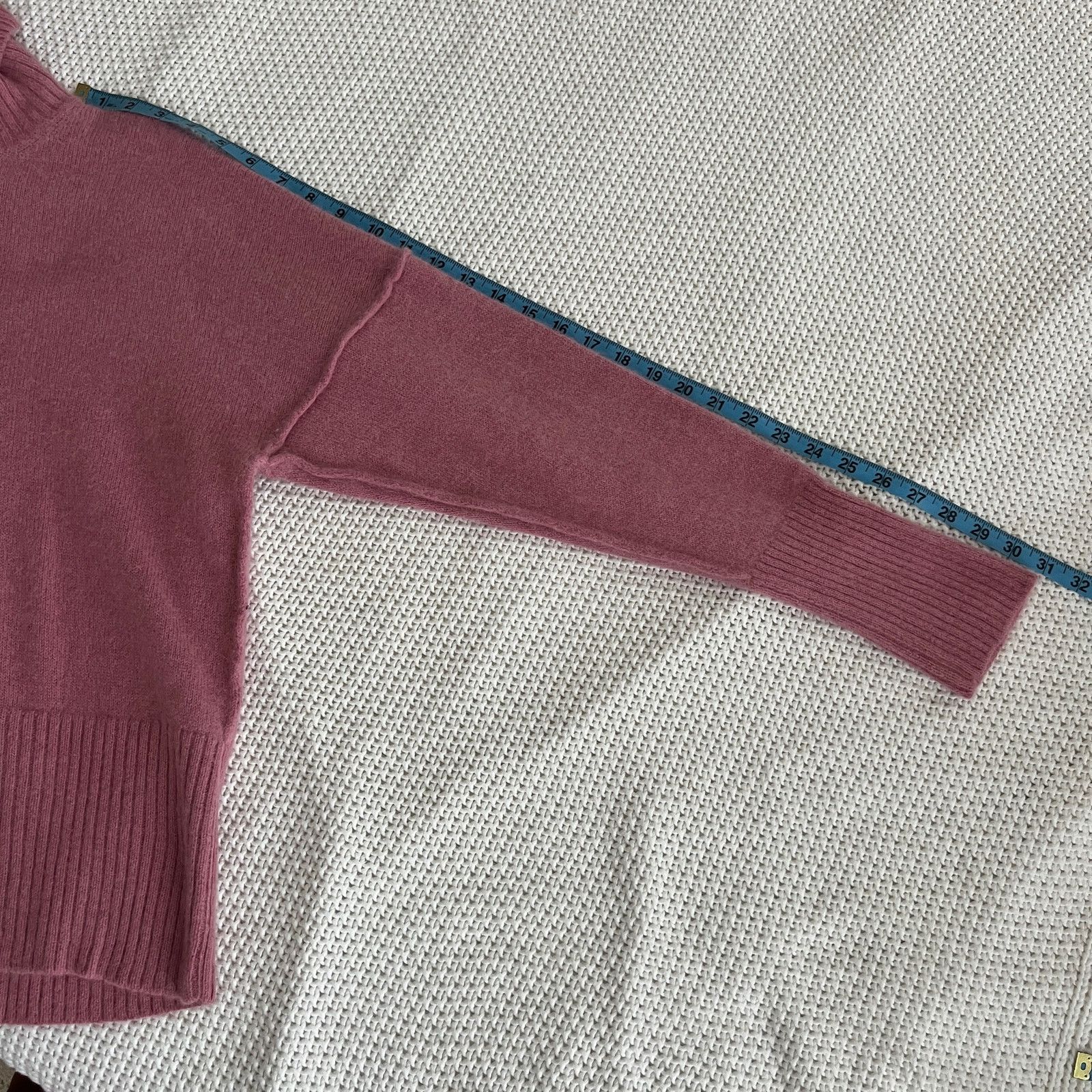 Other SUZANNE RAE Pink Angora Wool Blend Turtleneck Sweater Size M Size M / US 6-8 / IT 42-44 - 8 Thumbnail