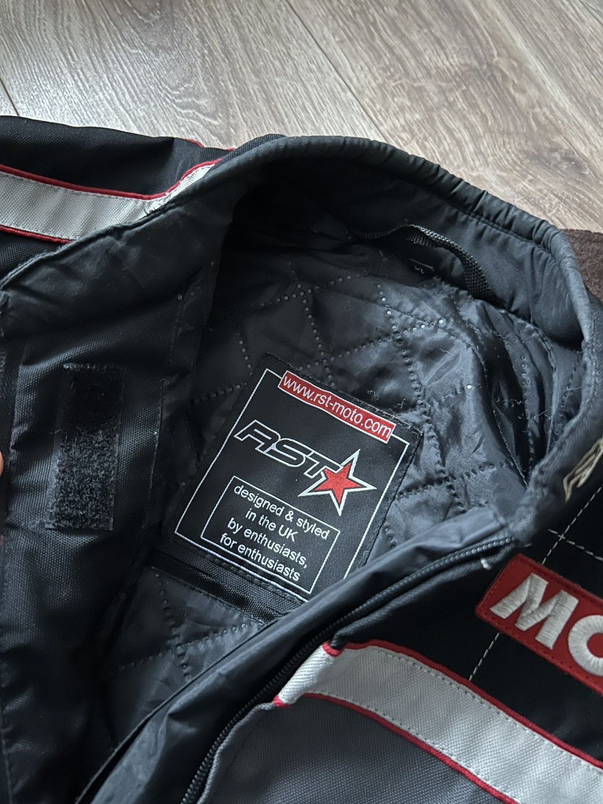 NASCAR Vintage Rst Motul Racing Arnette y2k racing mens Size US M / EU 48-50 / 2 - 5 Thumbnail