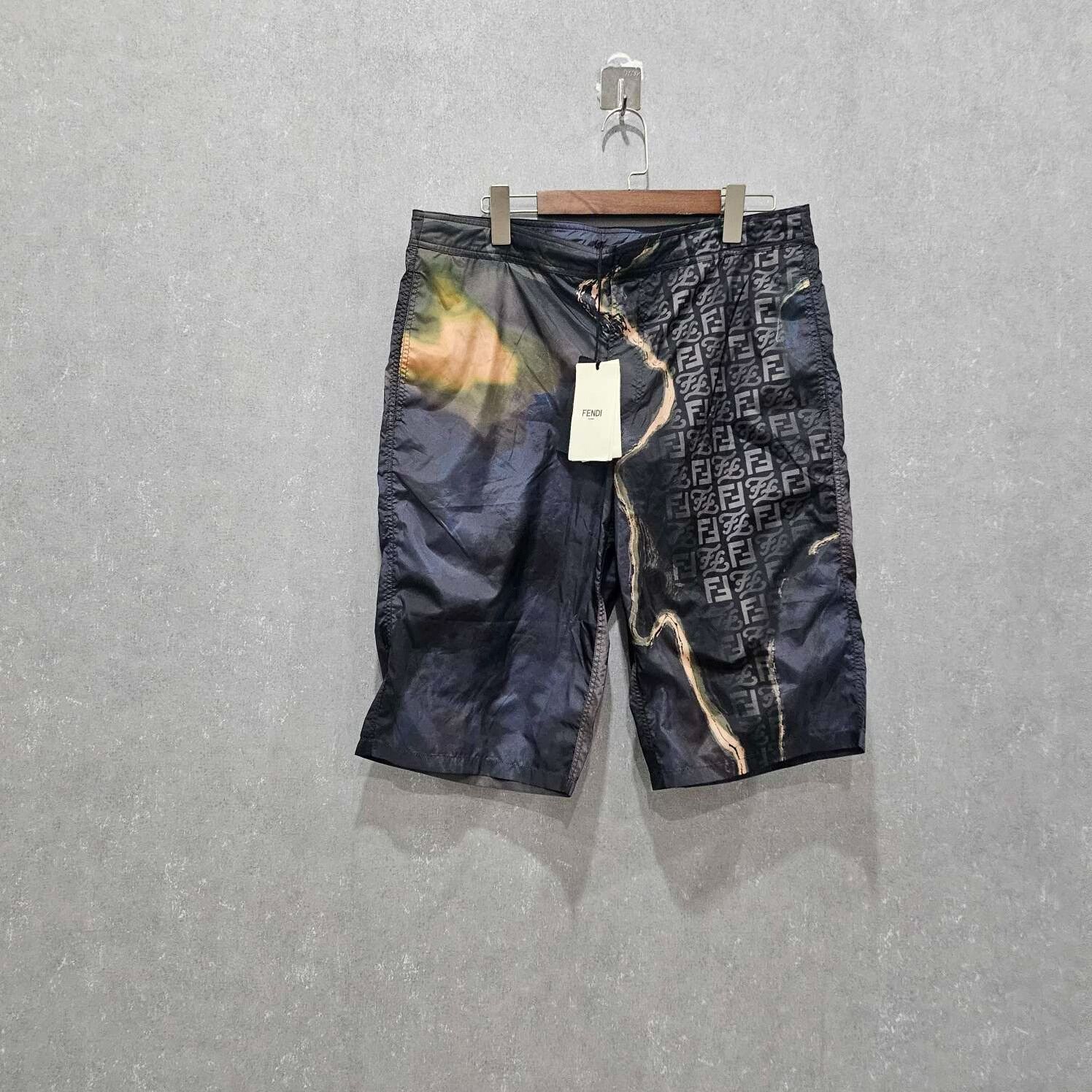 Fendi Fendi Tie-Dye Abstract Print Casual Shorts Size US 30 / EU 46 - 1 Thumbnail