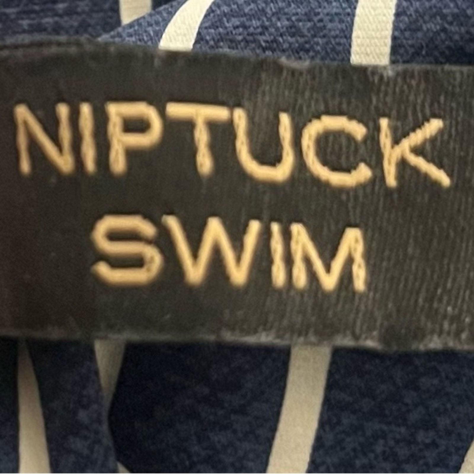 The Unbranded Brand Nip Tuck Blue and White Striped One Piece Swimsuit Size M / US 6-8 / IT 42-44 - 2 Thumbnail