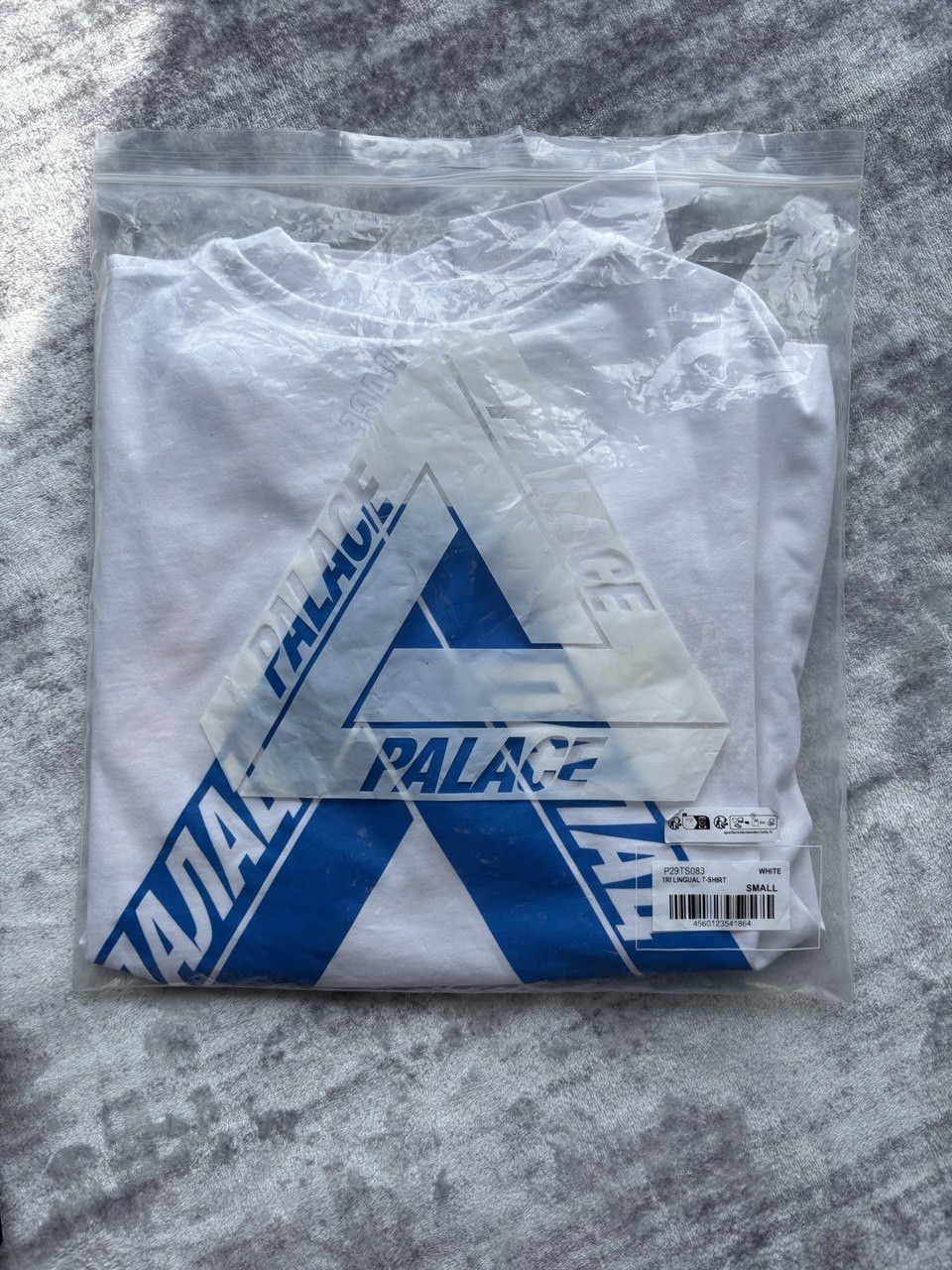 Palace Palace Ukraine Tri Lingual T-Shirt White Size US S / EU 44-46 / 1 - 2 Thumbnail