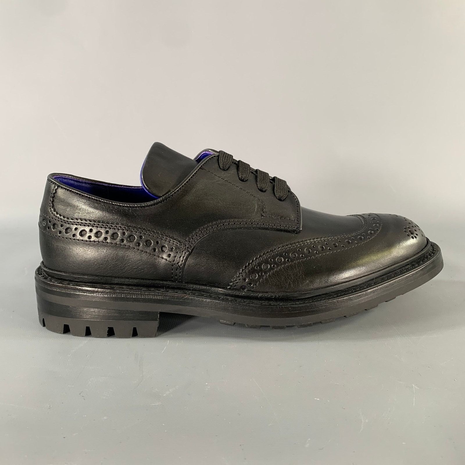 Burberry Size 8 Black Perforated Leather Lace Up Lace Up Shoes Size US 8 / EU 41 - 2 Thumbnail