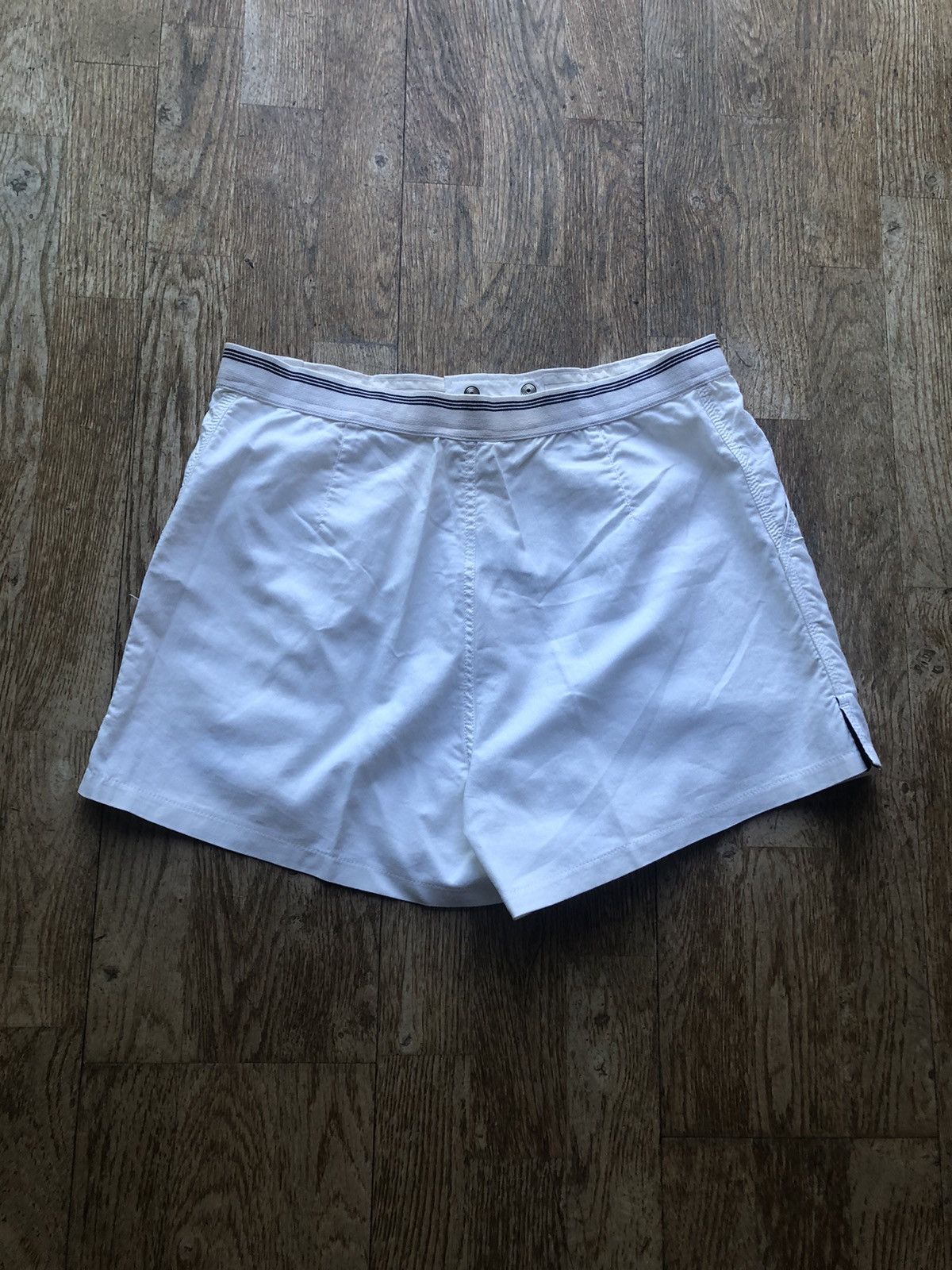 Adidas ADIDAS EQUIPMENT VINTAGE SPORT QUALITY SHORTS Size US 34 / EU 50 - 2 Thumbnail