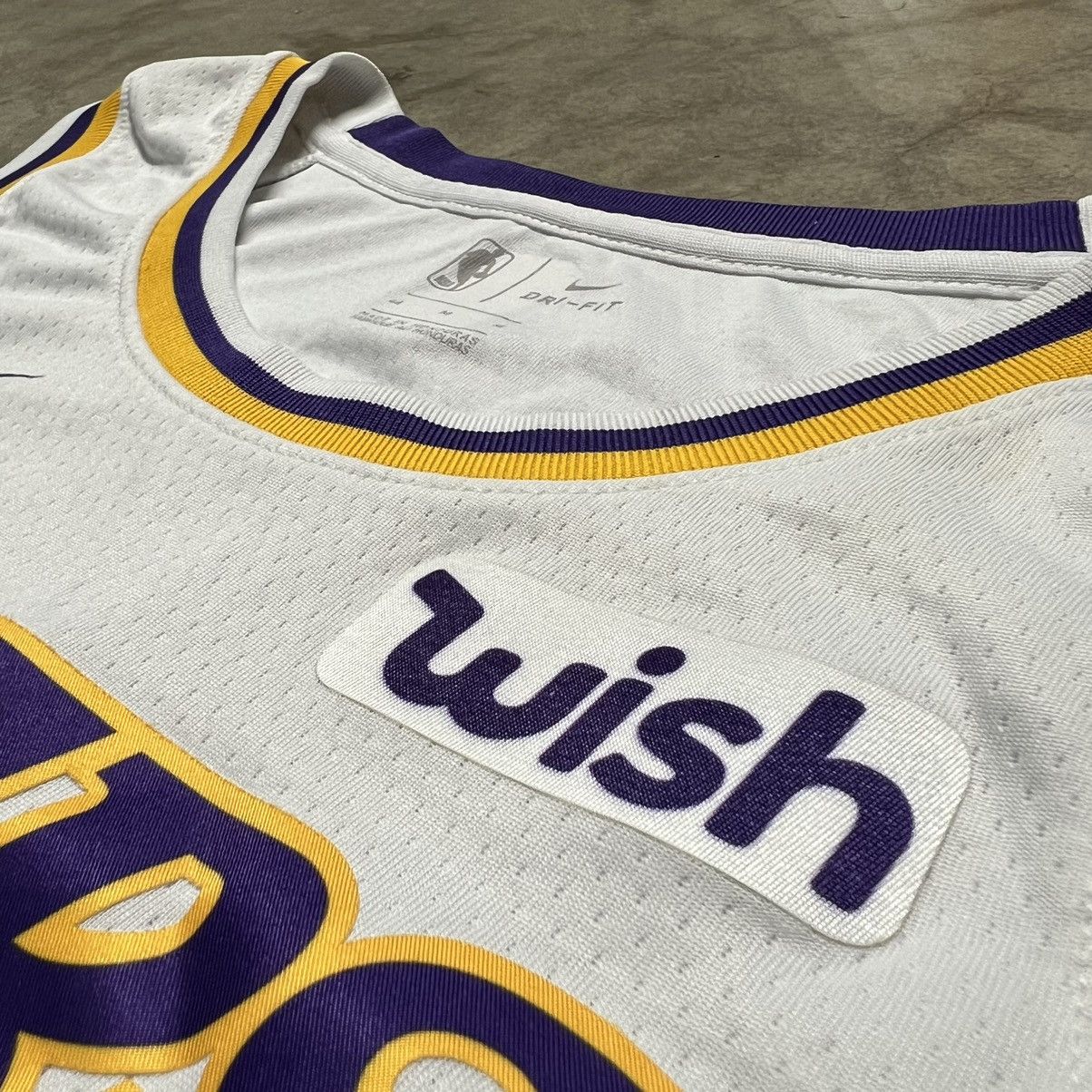 NBA × Nike NBA Los Angeles Lakers LeBron James #23 Nike Swingman Jersey Size US M / EU 48-50 / 2 - 3 Thumbnail