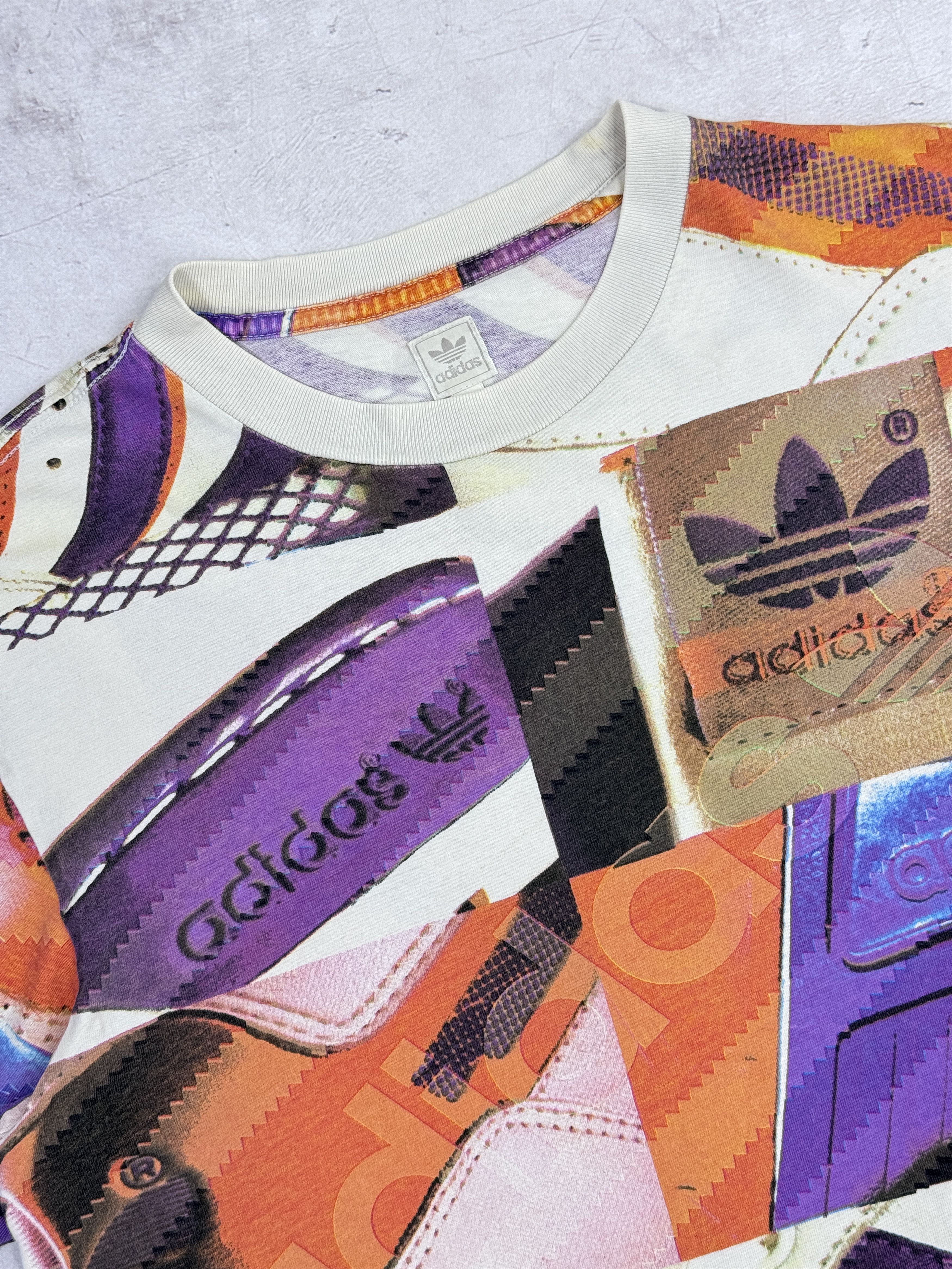 Adidas × Vintage Y2K Adidas T-Shirt Sneakers Abstract Shoes Pattern Size US M / EU 48-50 / 2 - 3 Thumbnail