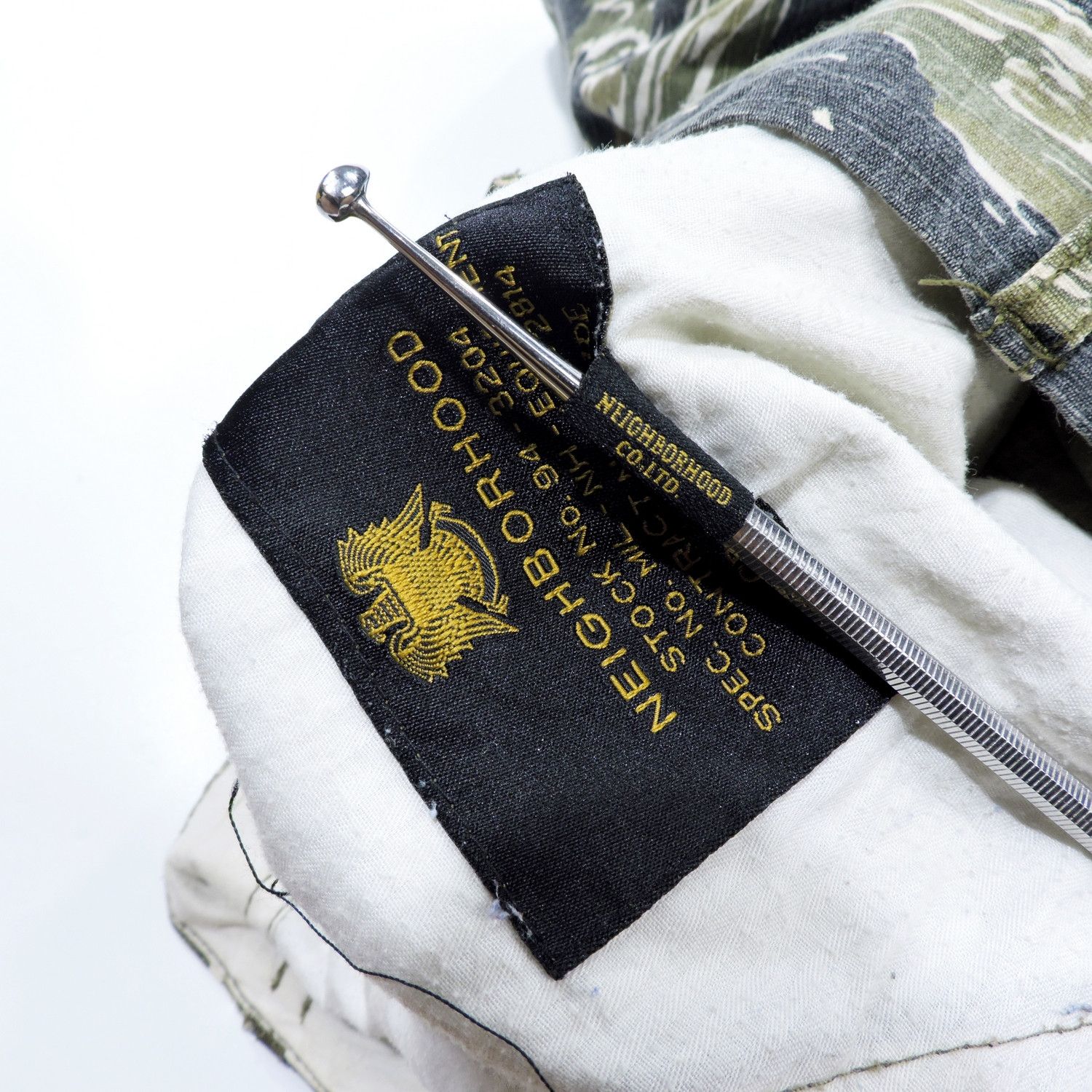 Neighborhood NEIGHBORHOOD TIGER STRIPES PATTERN COMBAT CARGO SHORT PANTS Size US 32 / EU 48 - 4 Thumbnail