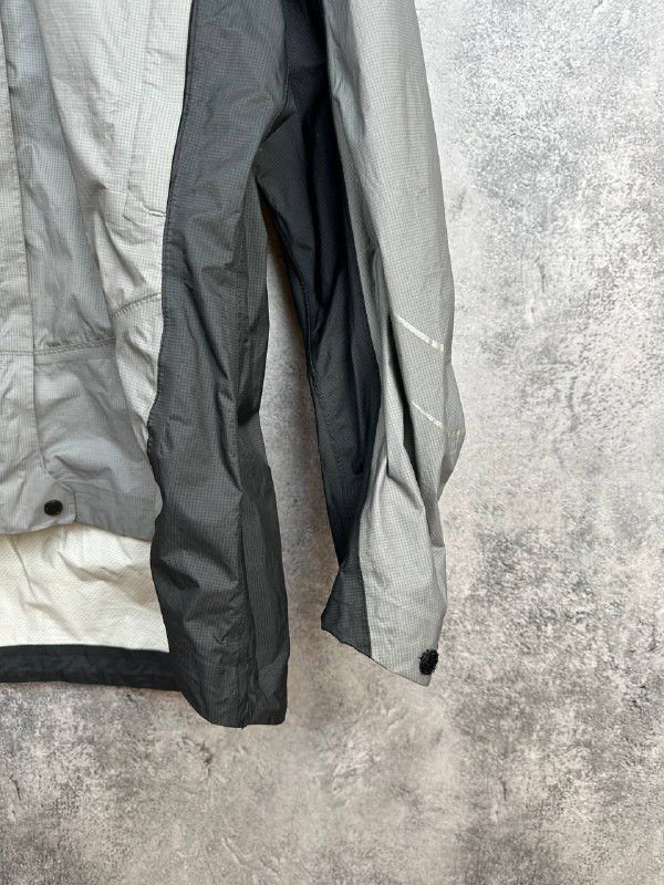 Montane Montane Nylon Windbreaker Jacket Hood Waterproof Long Size L / US 10 / IT 46 - 8 Thumbnail