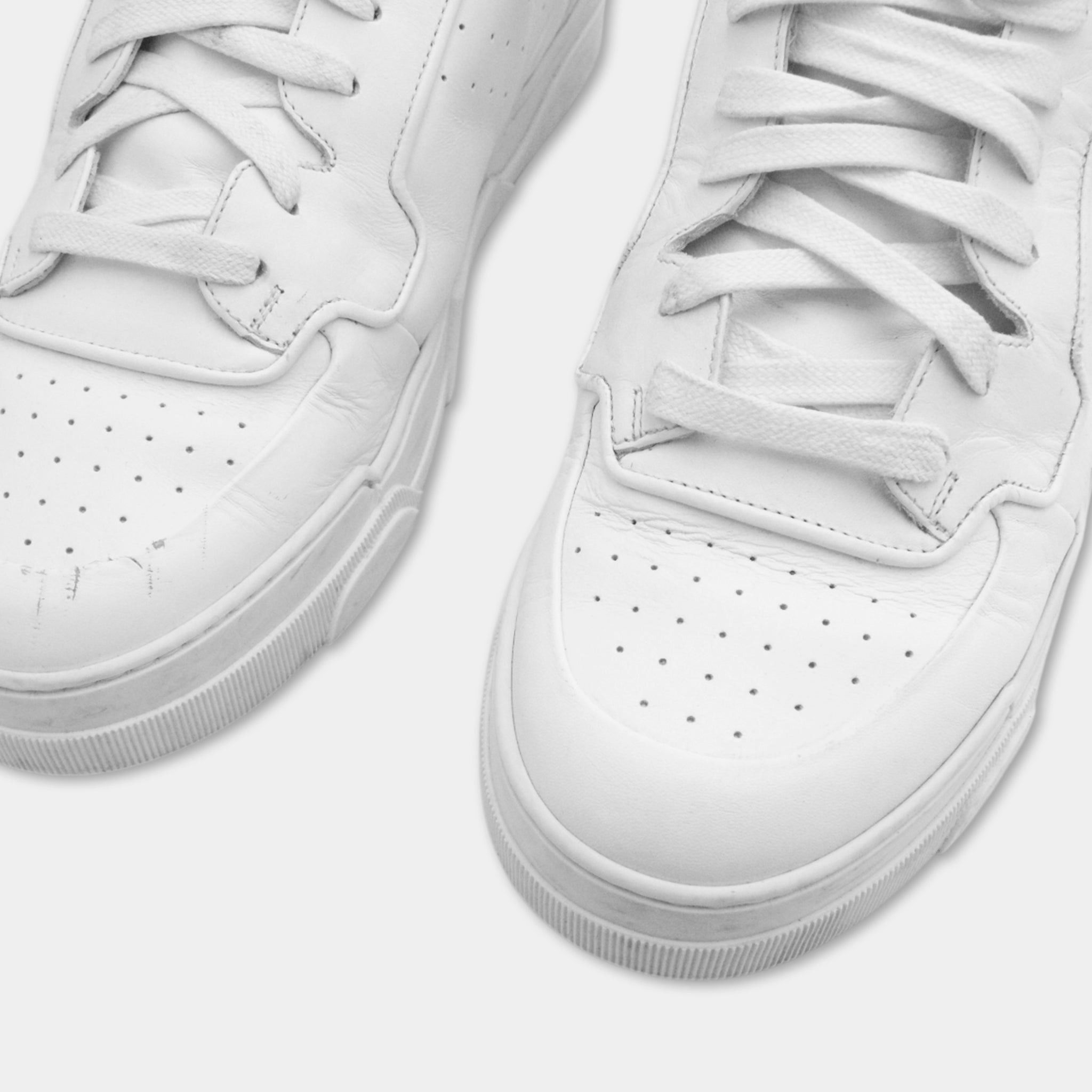 Givenchy Givenchy "Why Me?" Chris Lee Tyson Sneakers Size XS / US 0-2 / IT 36-38 - 4 Thumbnail
