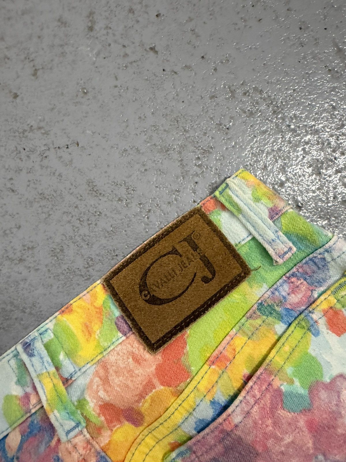 Just Cavalli Vintage Cavalli Jeans Rainbow Overprinted Jeans Size 27" / US 4 / IT 40 - 15 Thumbnail