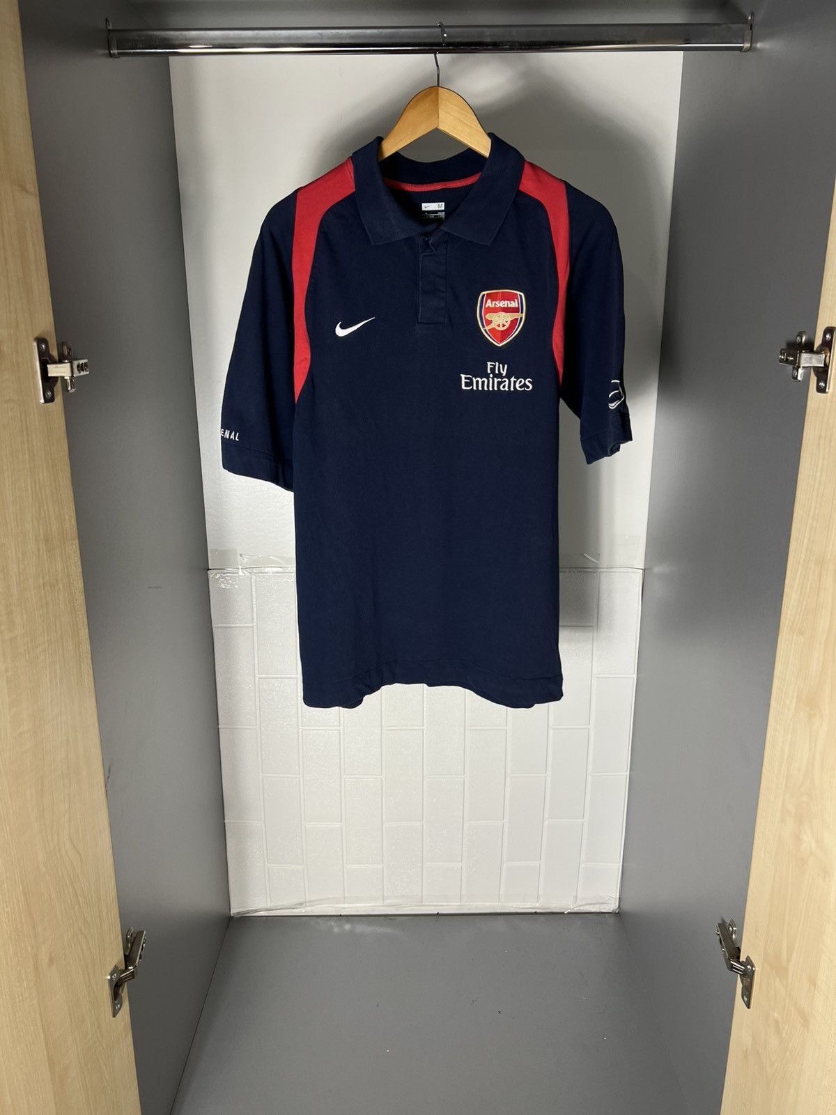 Nike VINTAGE NIKE FC ARSENAL LONDON ENGLAND SOCCER JERSEY Y2K 90s Size US M / EU 48-50 / 2 - 6 Thumbnail
