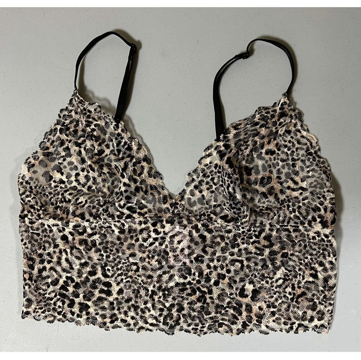 Victoria's Secret Cheetah Leopard Print Lace Bra Bralette Lingerie Size S 🐆✨ Size S / US 4 / IT 40 - 2 Thumbnail