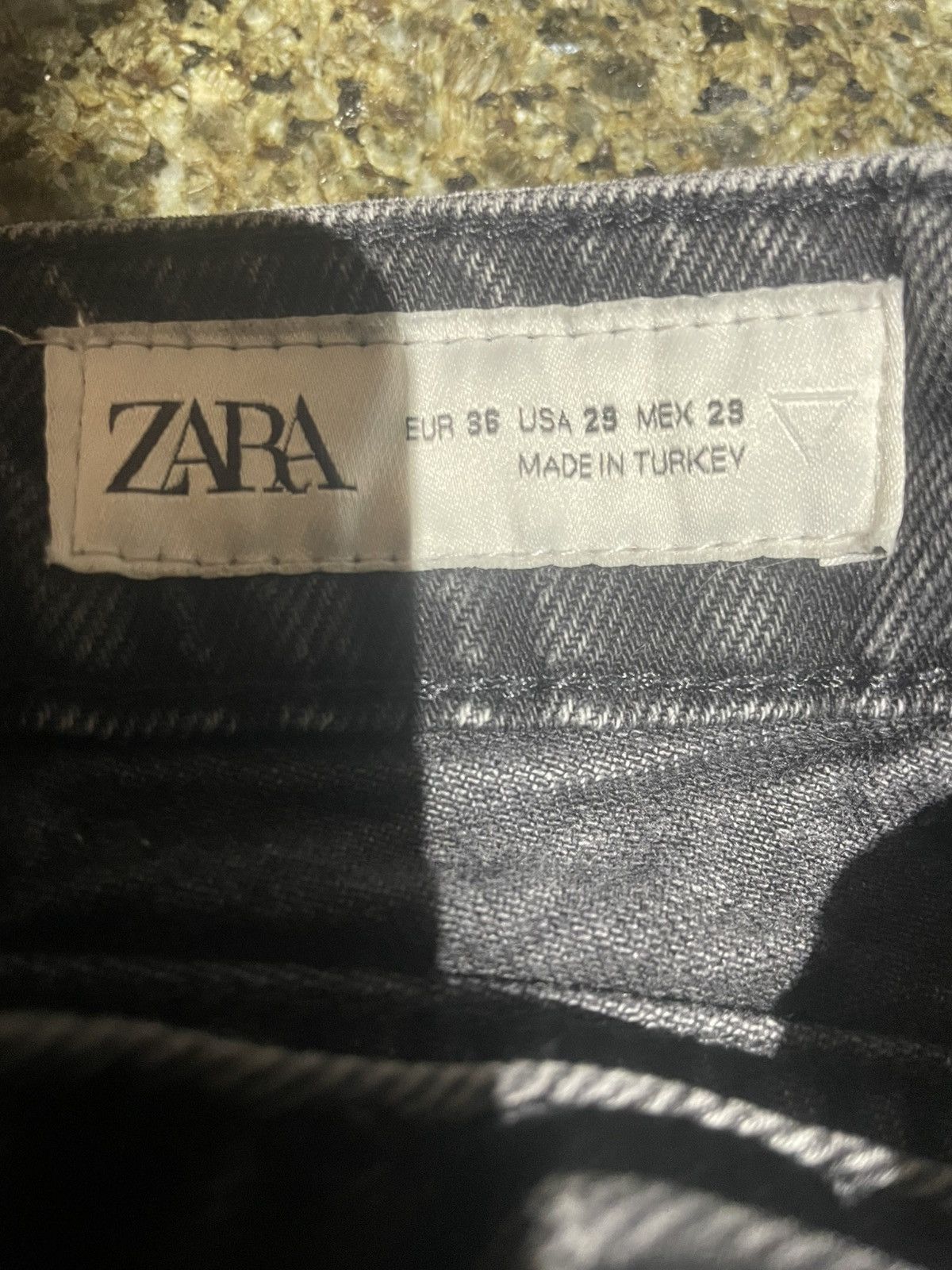 Zara Zara flared/straight leg zipper jeans Size US 29 - 4 Thumbnail