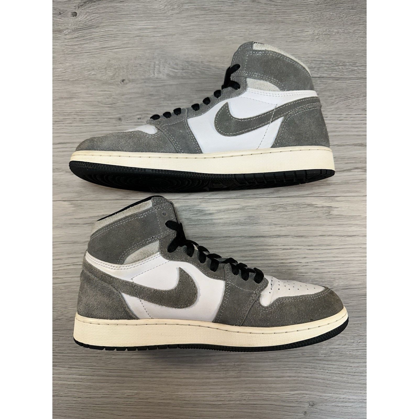 Jordan Brand Jordan 1 High Retro OG Washed Black GS - Size 7y Size US 7 / EU 40 - 3 Thumbnail