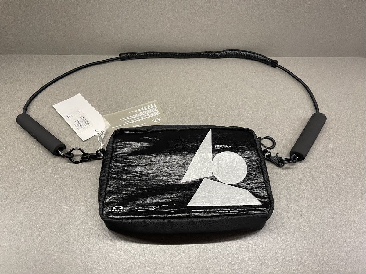 Oakley × Samuel Ross Oakley X Samuel Ross Geometric Sling Bag Size ONE SIZE - 2 Thumbnail